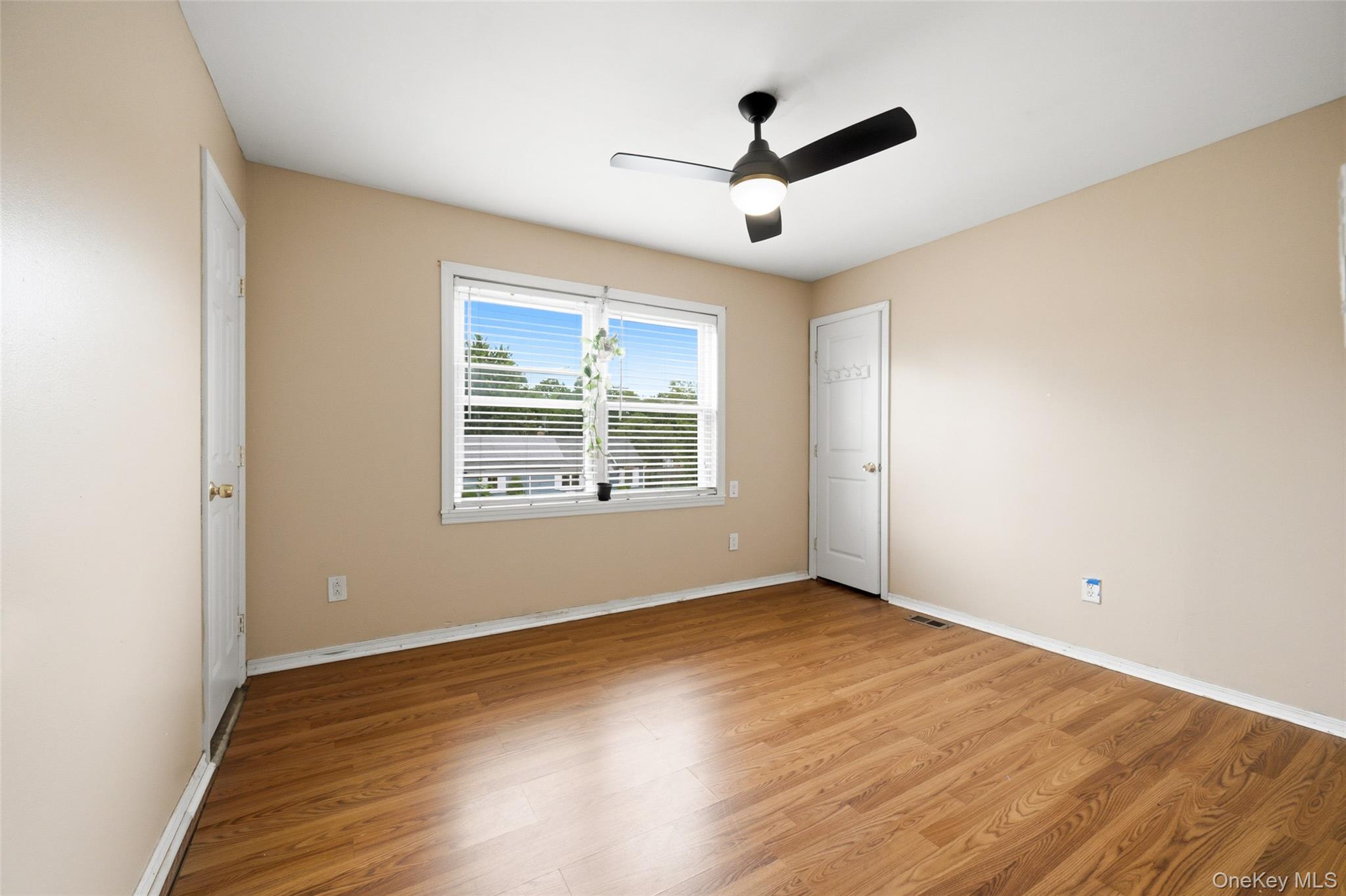 14 Nevada Road Property Photo 11