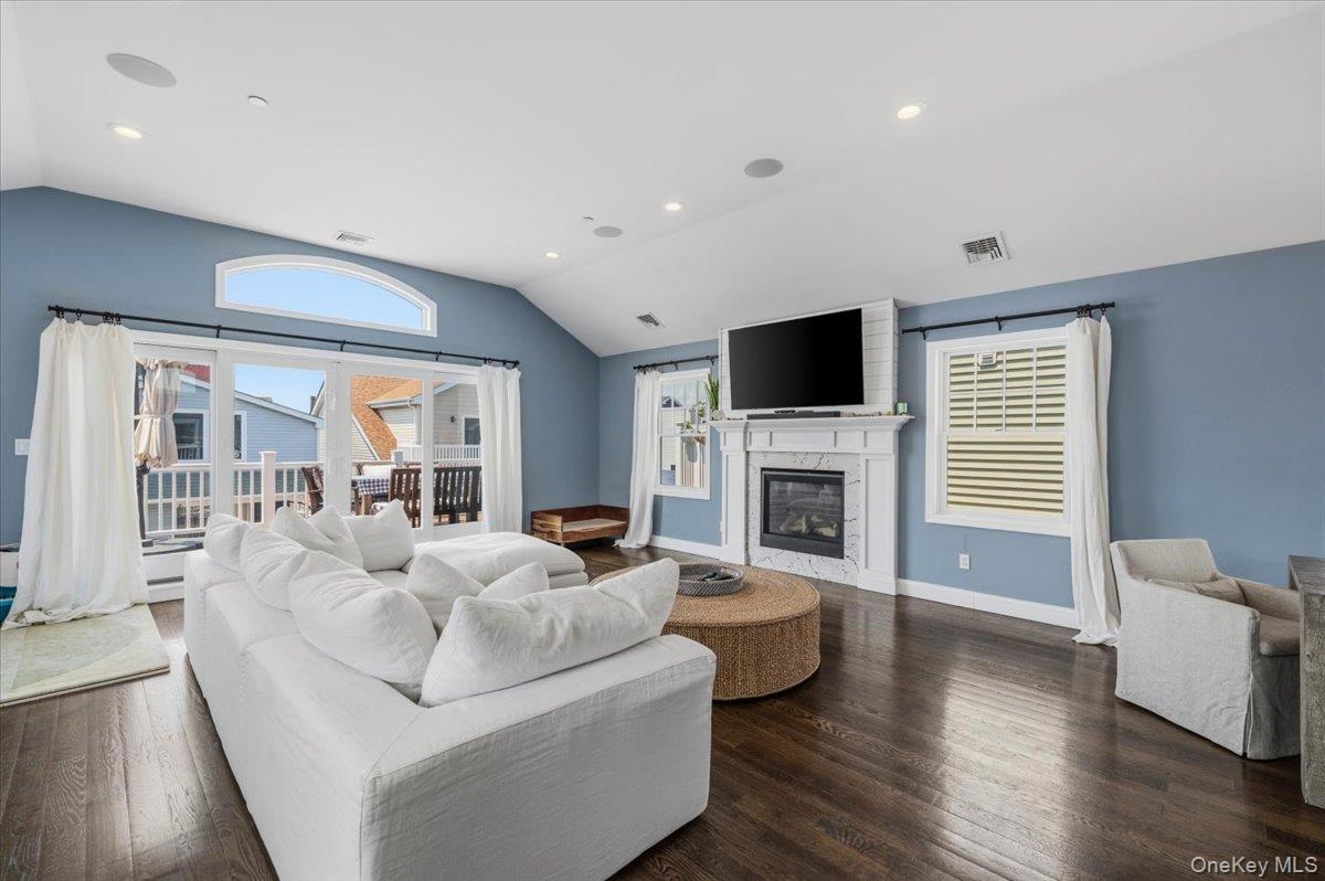 90 Alabama Street Property Photo 12