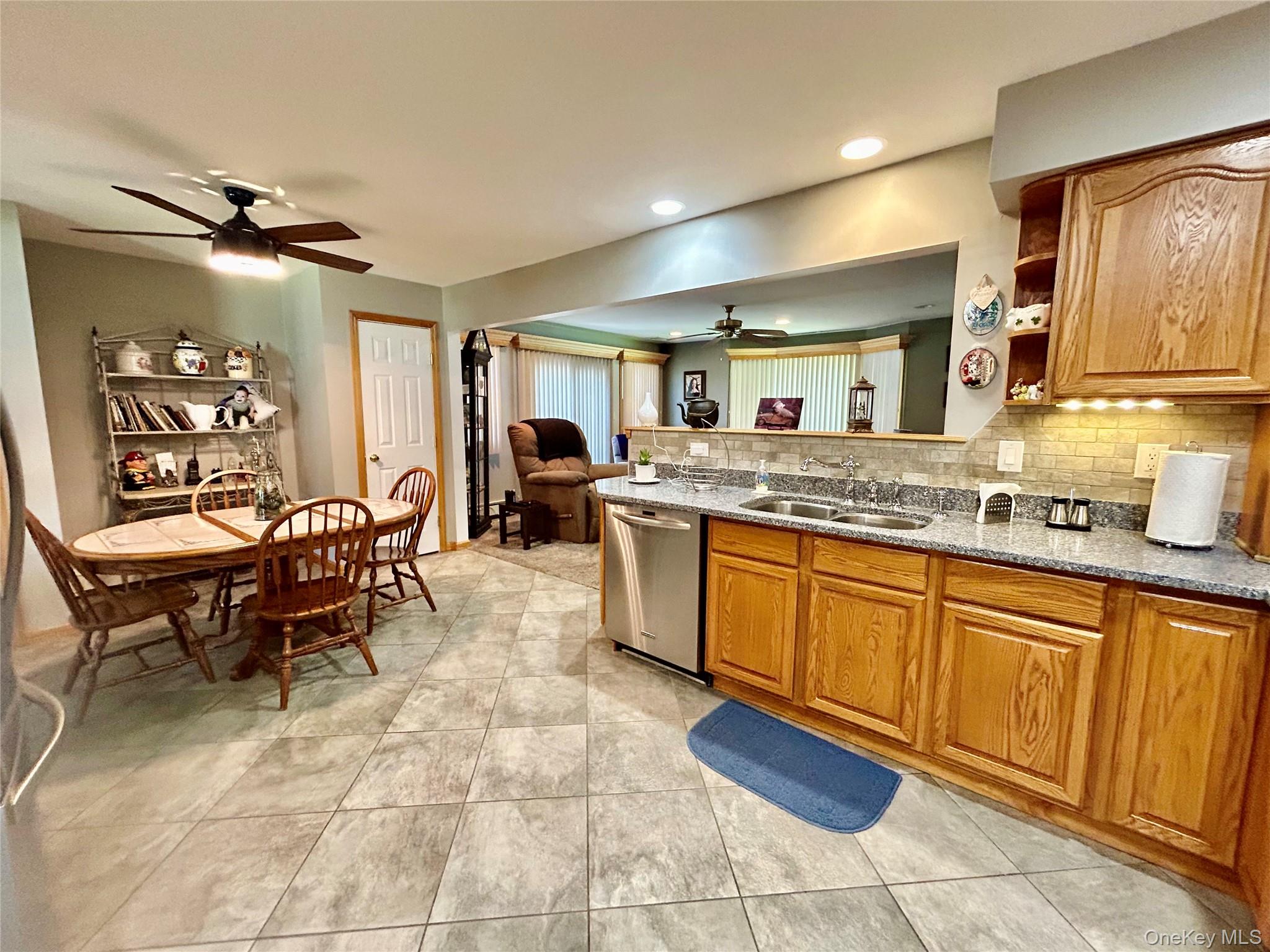 19 Sandpiper Lane Property Photo 8
