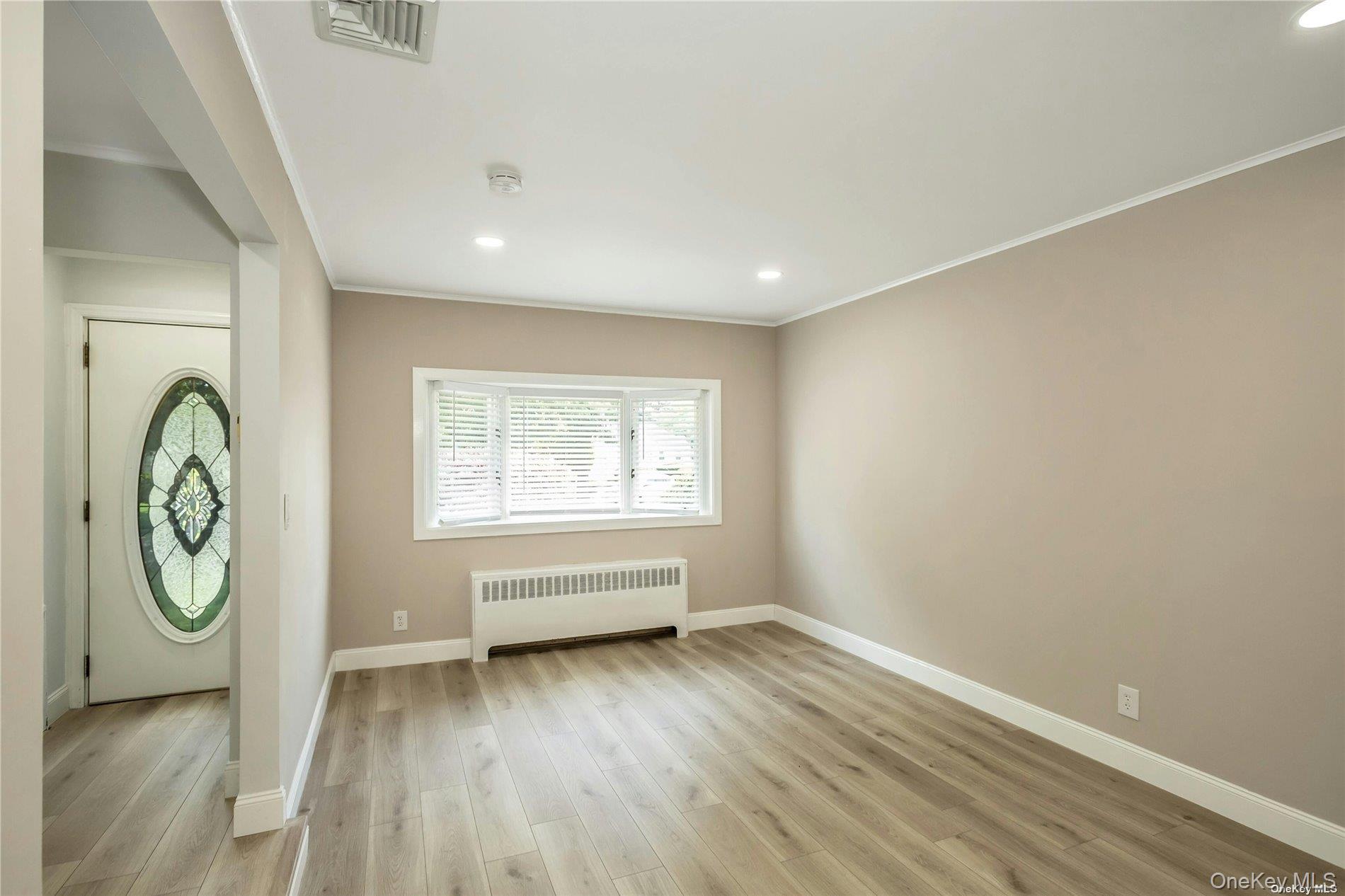 83 Knickerbocker Road Property Photo 5
