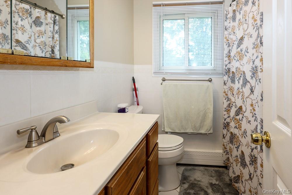 555 N Windsor Avenue Property Photo 17