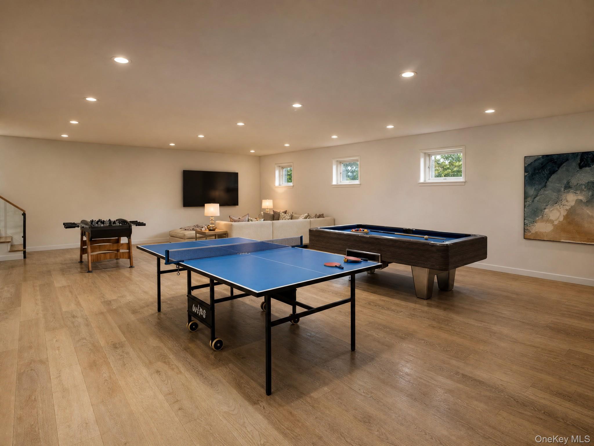 50 Cliff Lane Property Photo 18