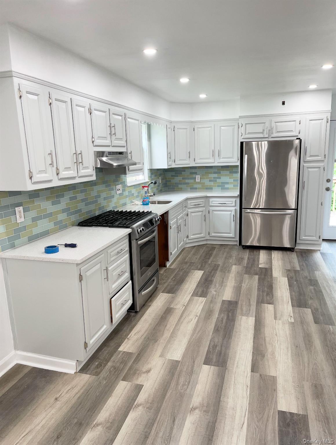 2410 Boston Post Road Property Photo 9