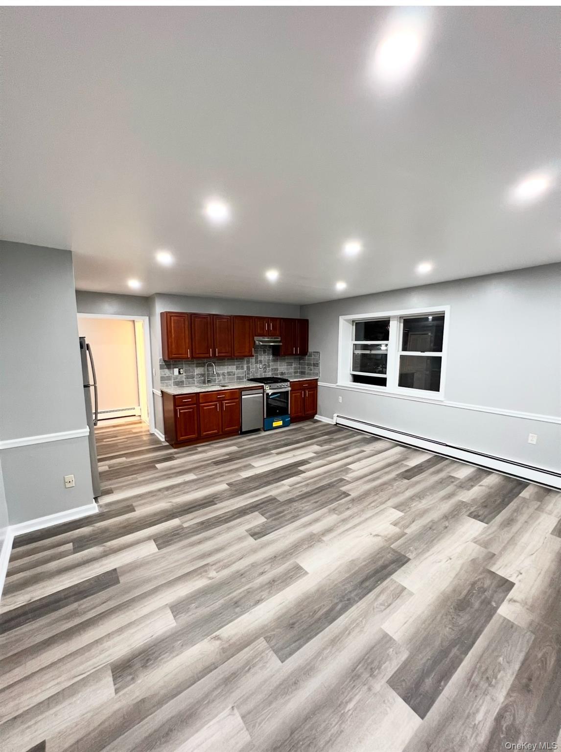 2410 Boston Post Road Property Photo 23