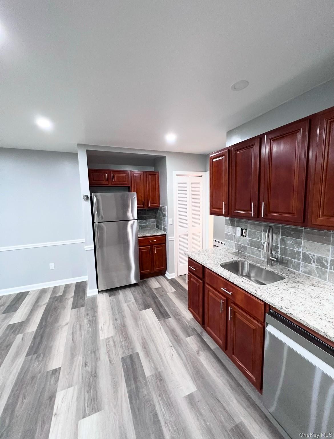 2410 Boston Post Road Property Photo 24