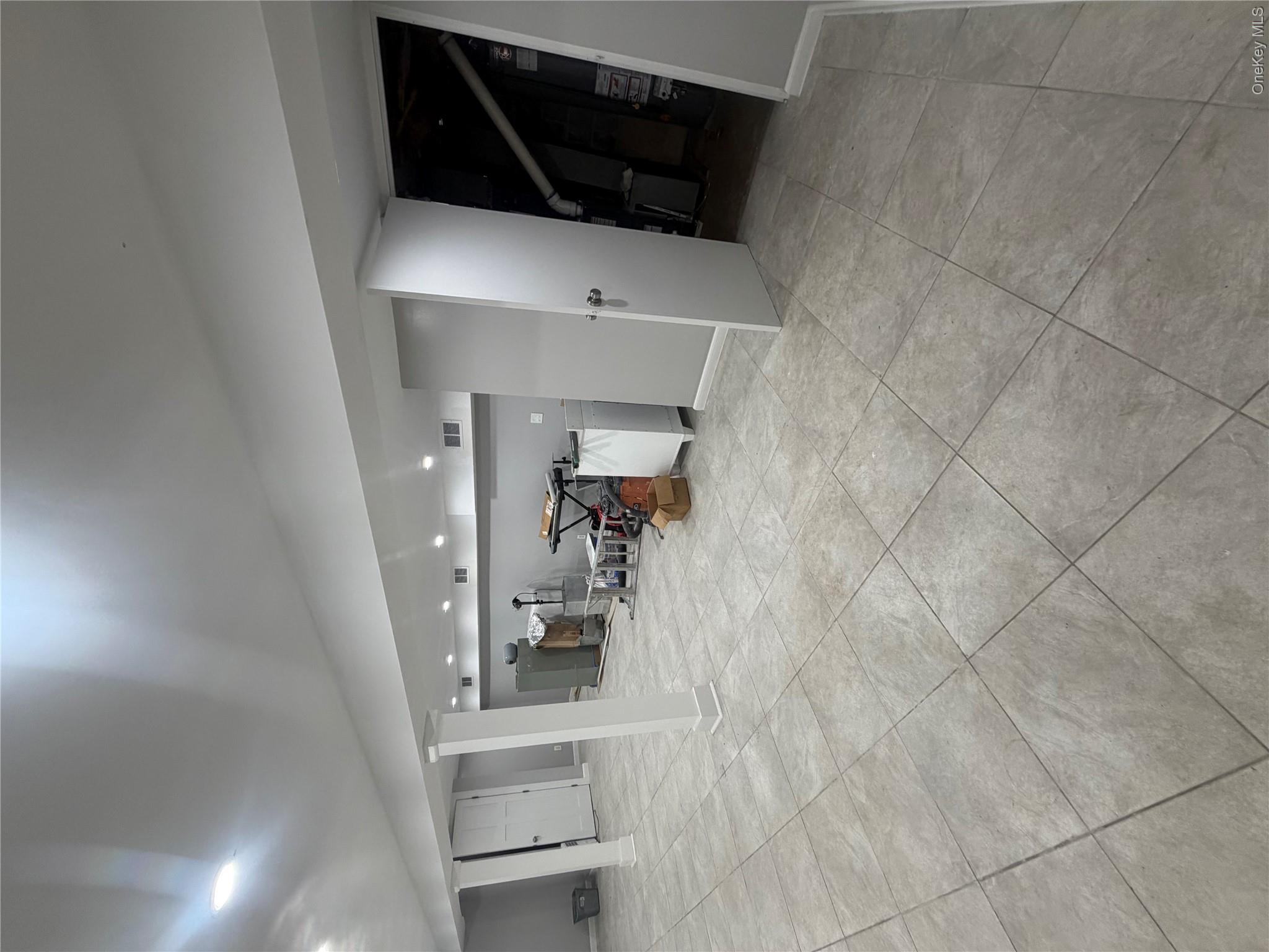 2410 Boston Post Road Property Photo 28