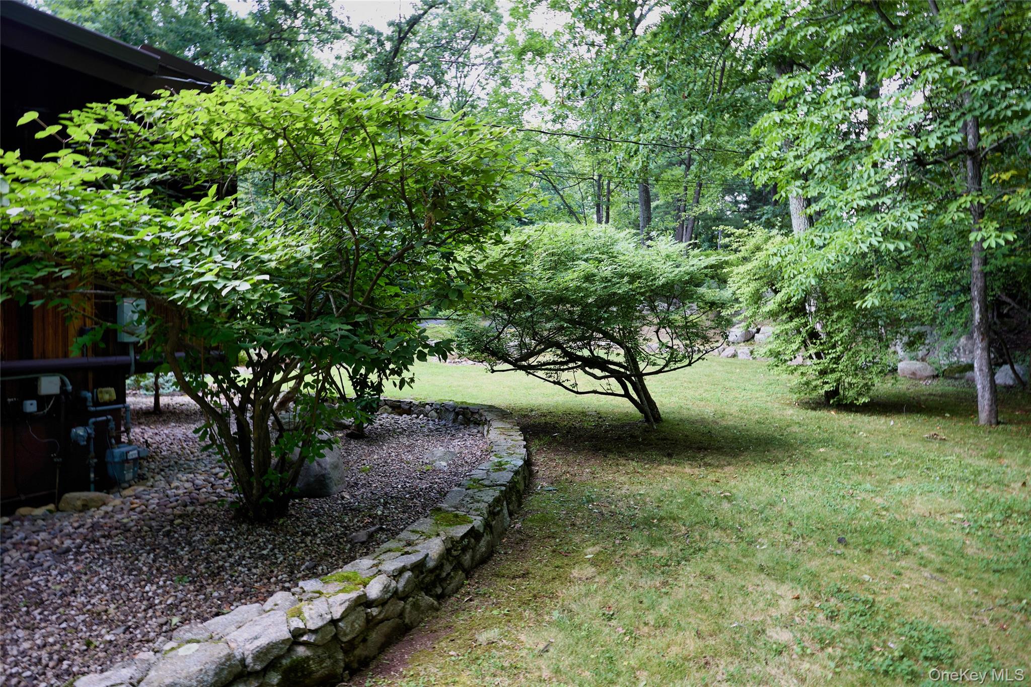 68 Spice Bush Lane Property Photo 3