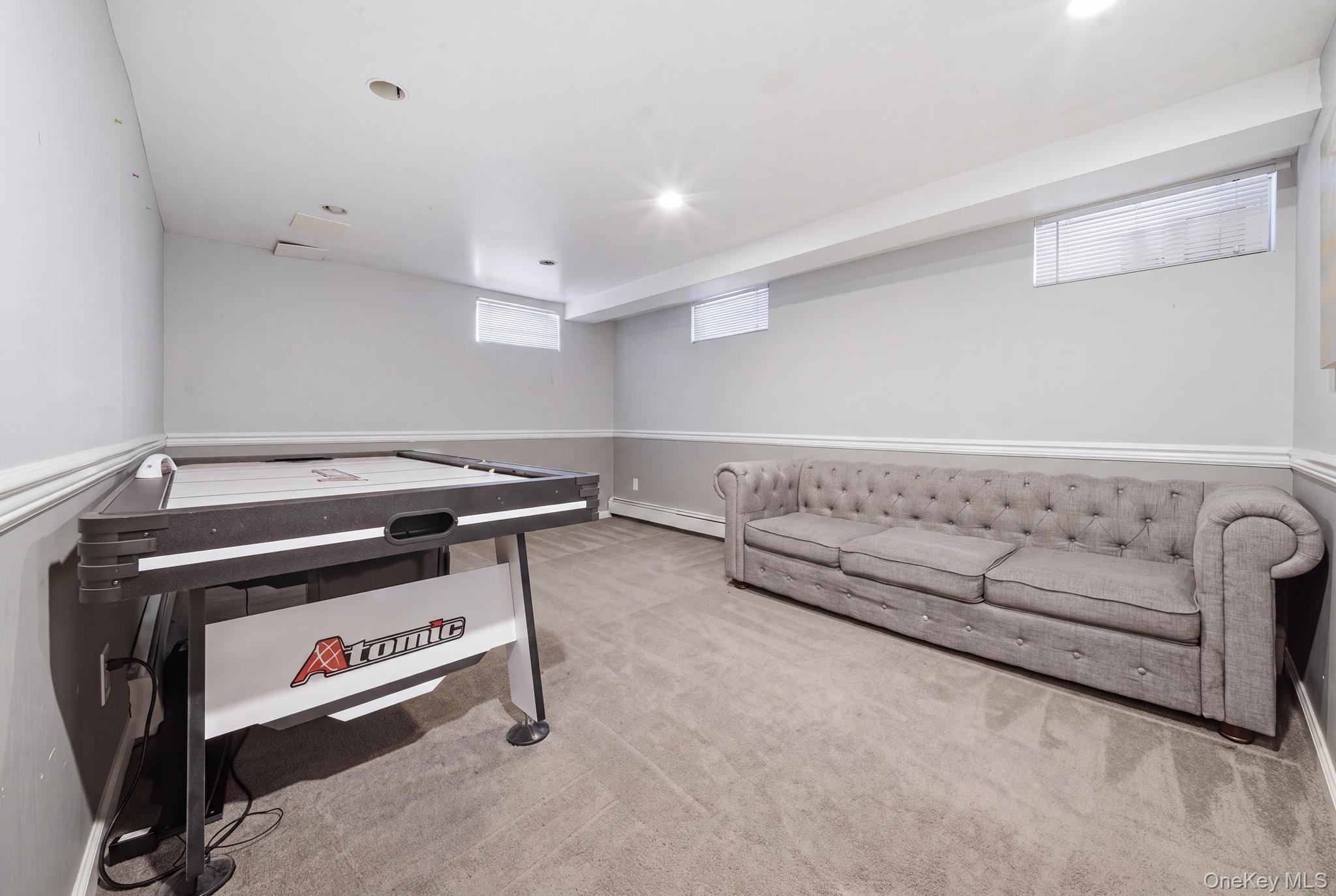 422 Park Lane Property Photo 18