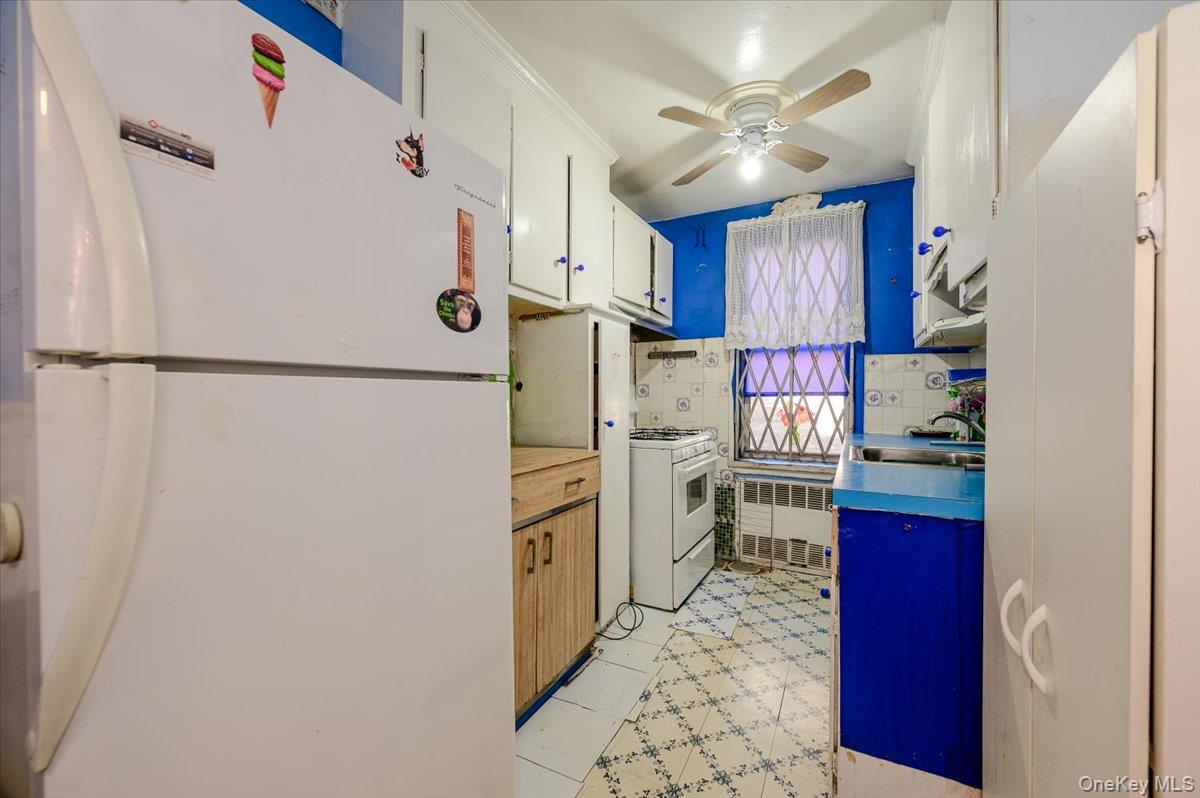 33-44 93rd Street 1-p Property Photo 6