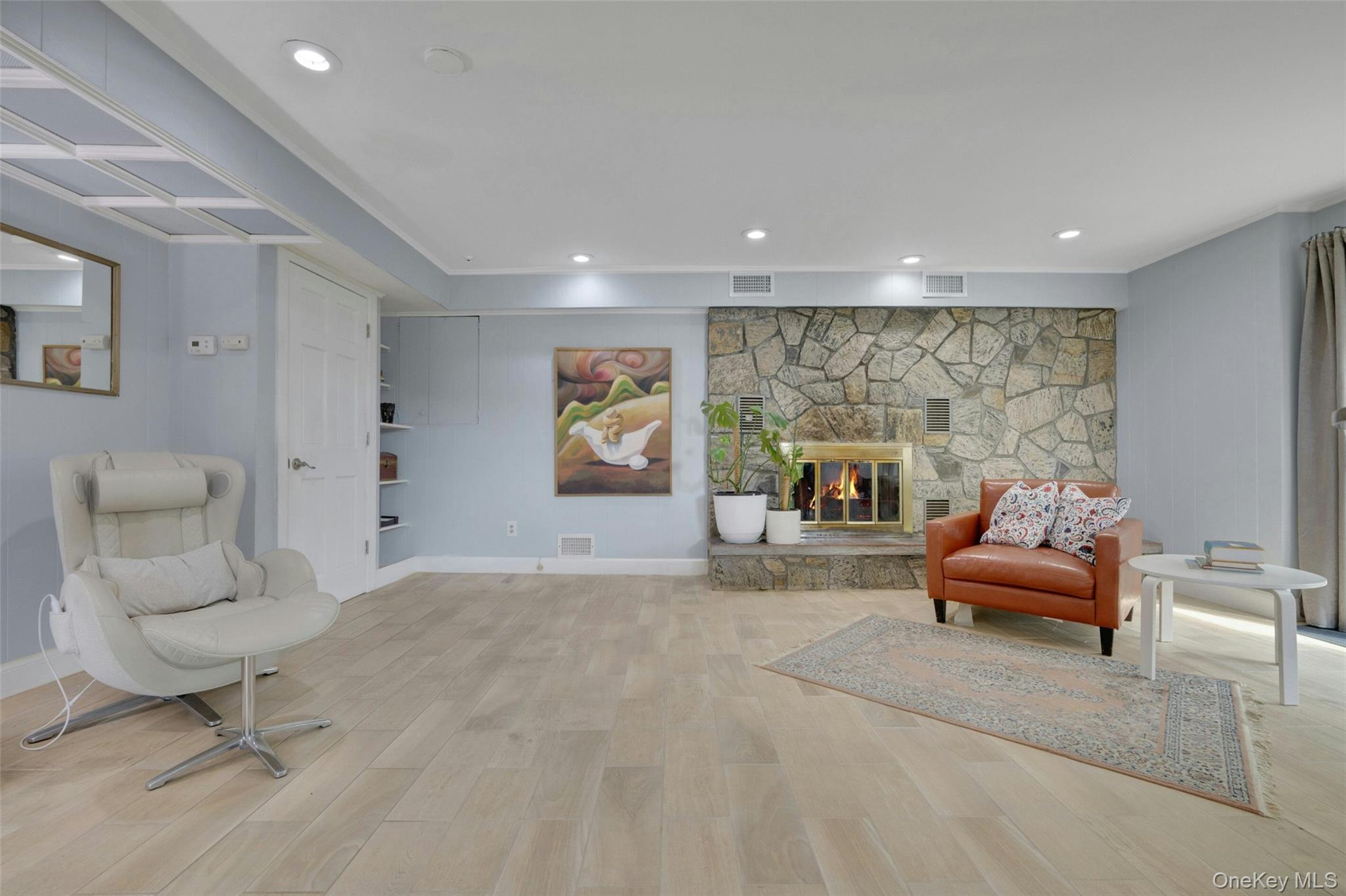 14 Russell Place Property Photo 6