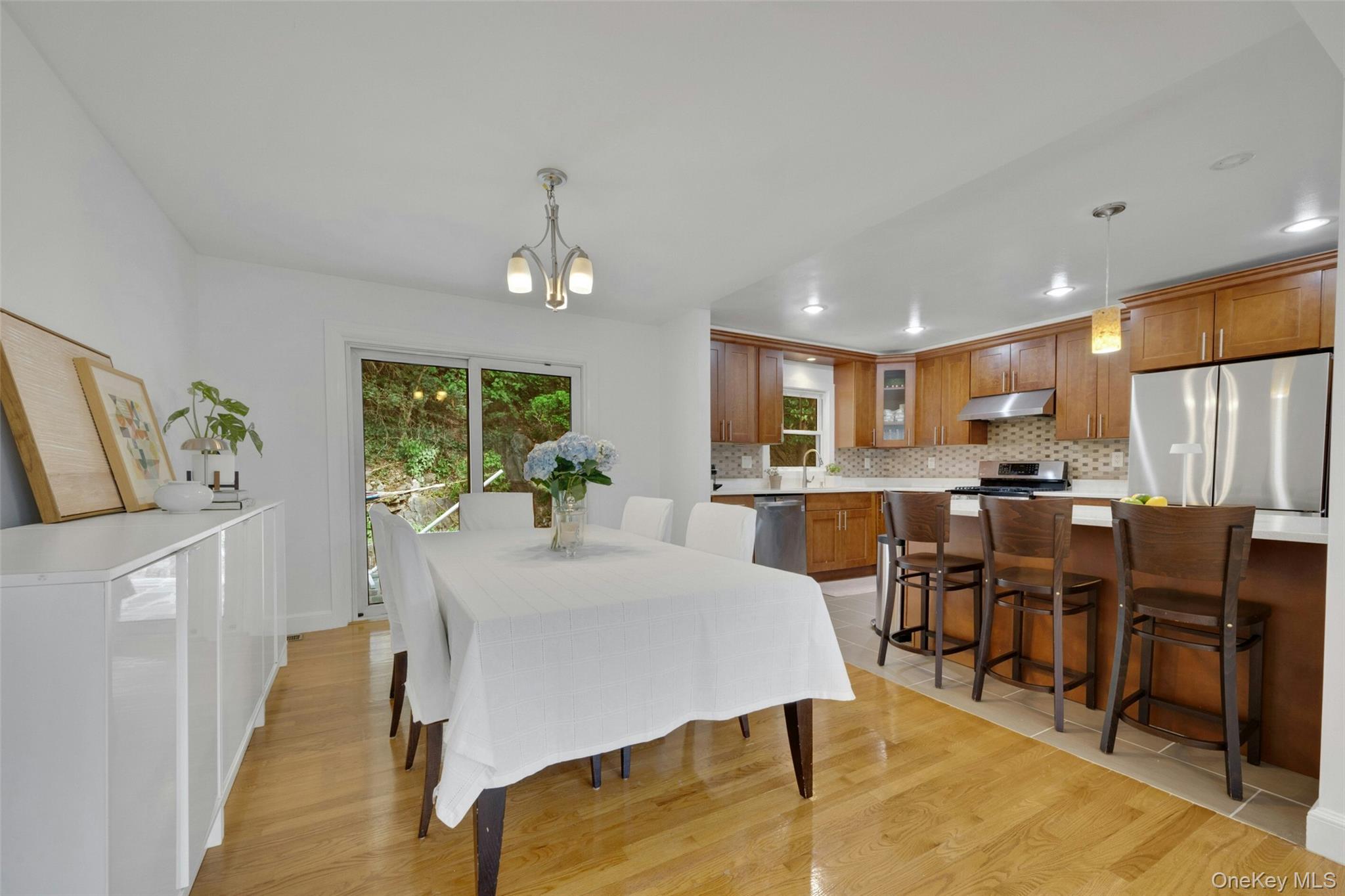 14 Russell Place Property Photo 11
