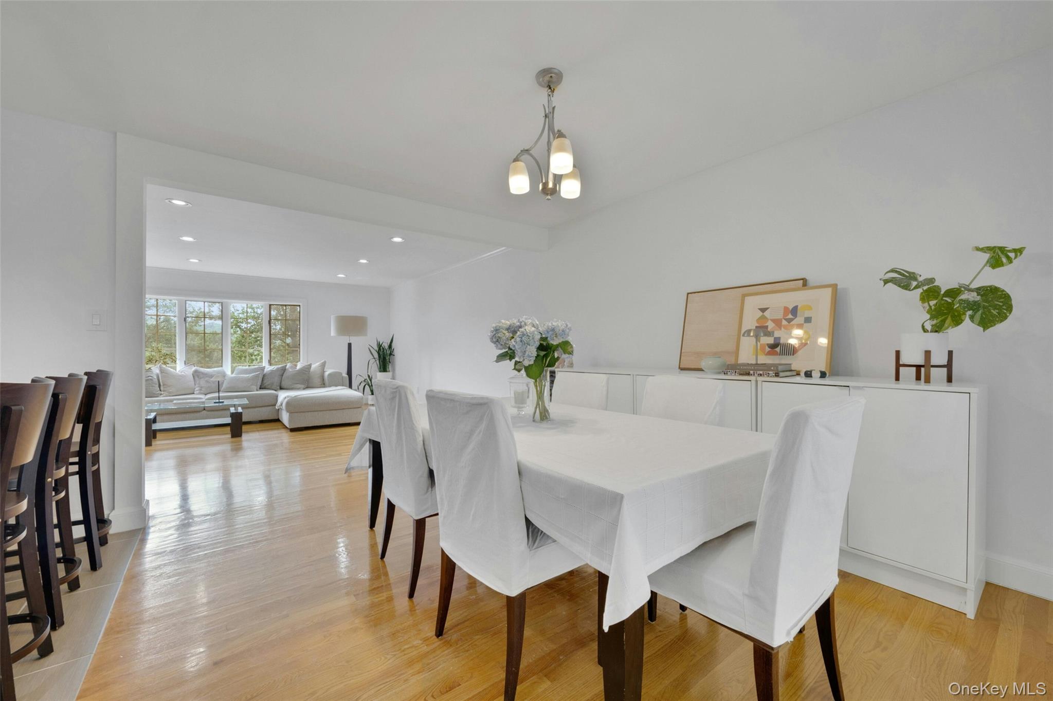 14 Russell Place Property Photo 12