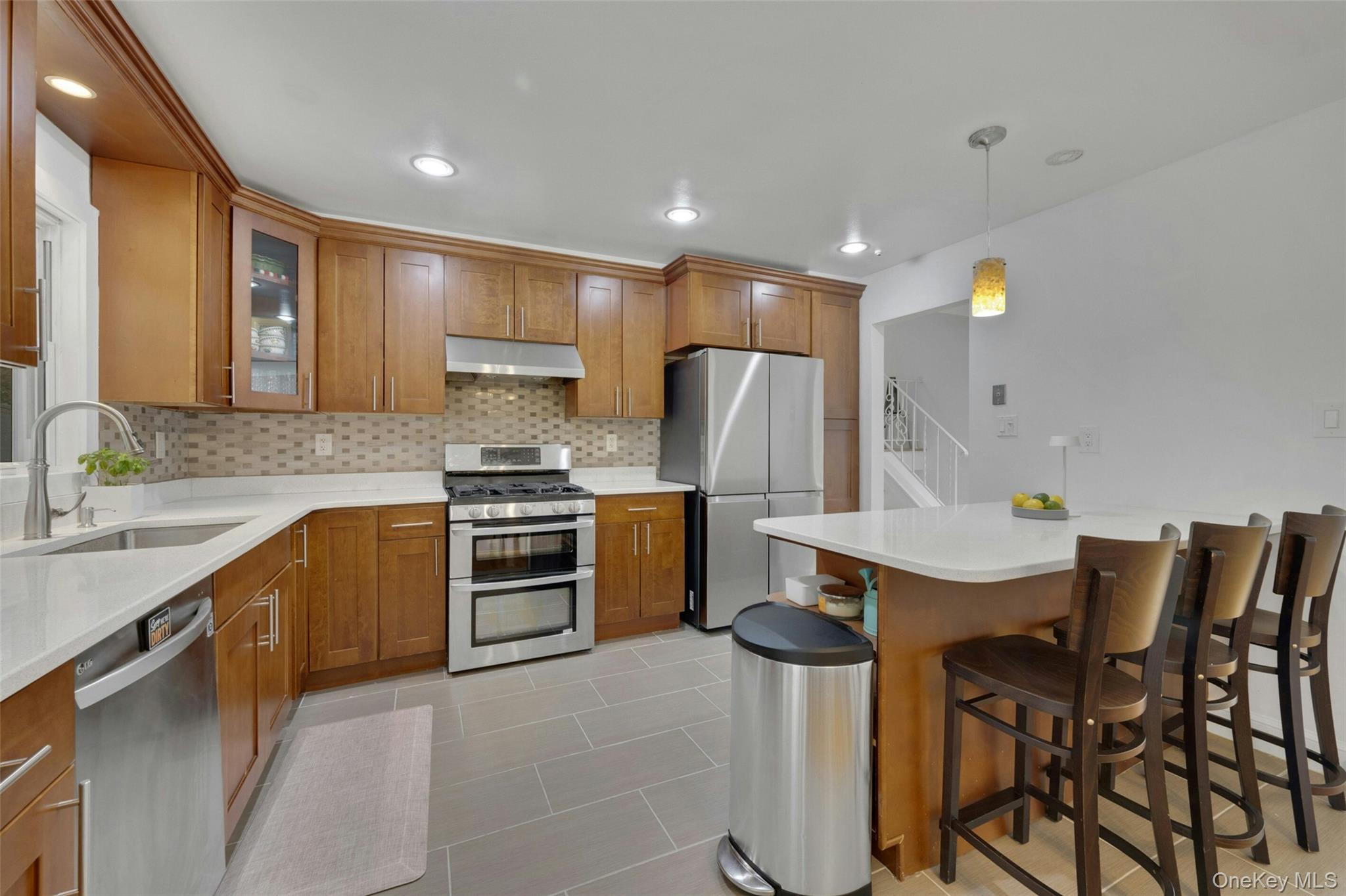 14 Russell Place Property Photo 15