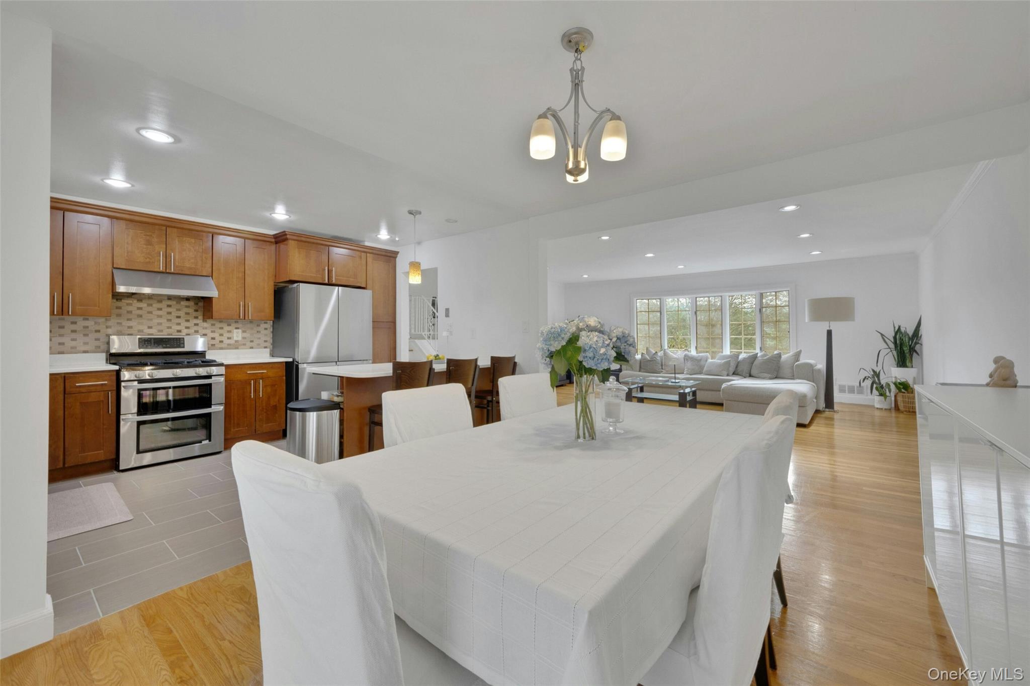 14 Russell Place Property Photo 17