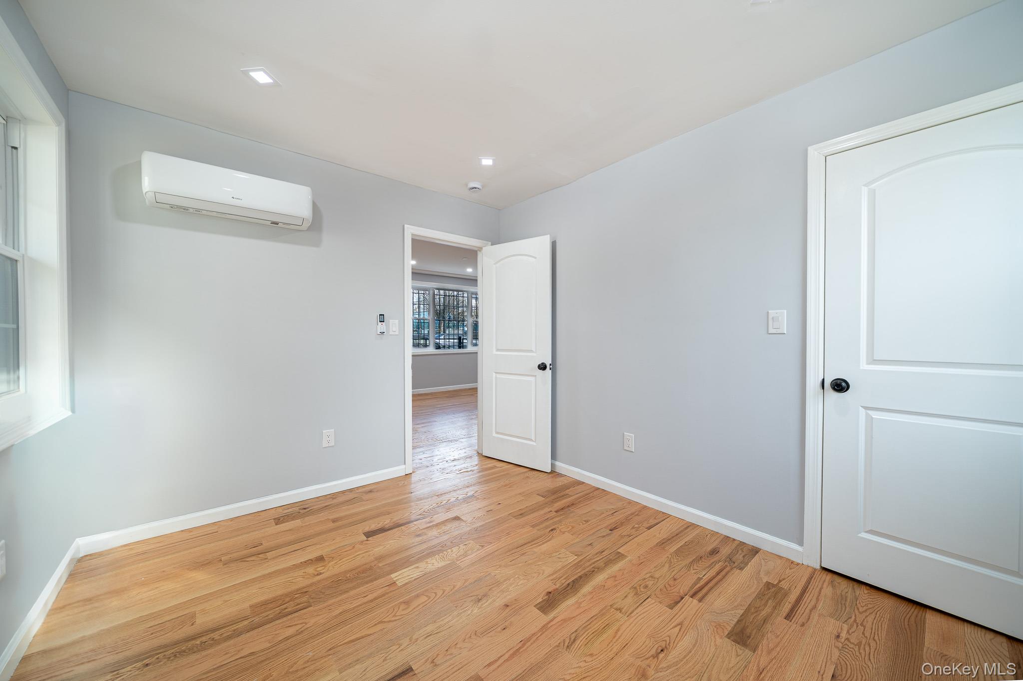 7036 70th Street Property Photo 13