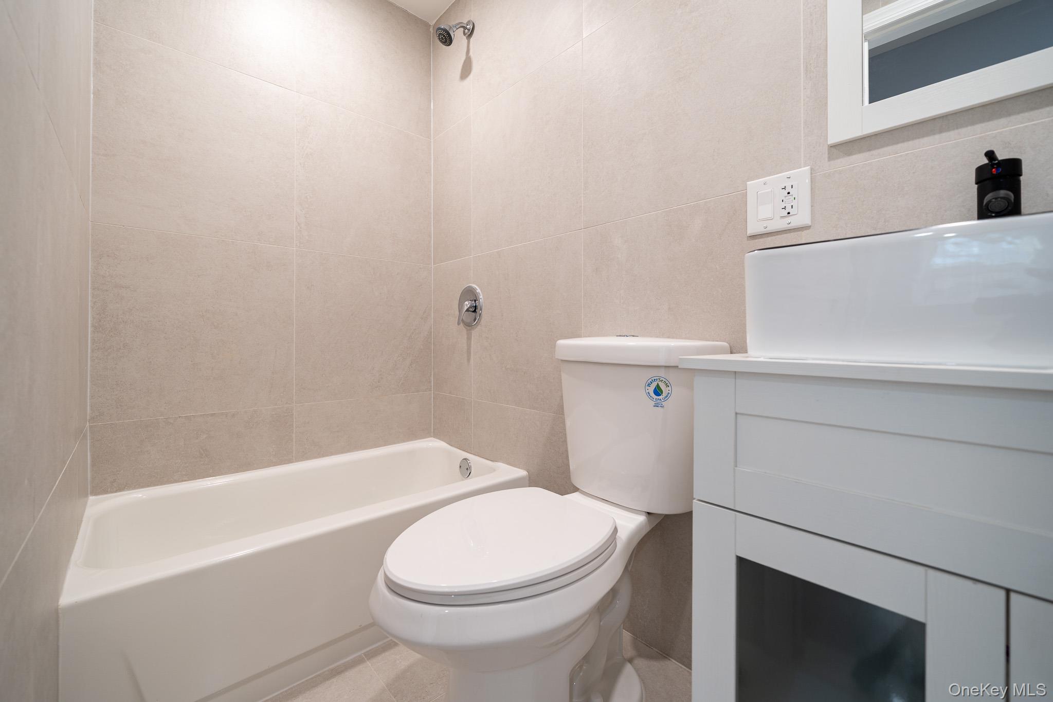 7036 70th Street Property Photo 15