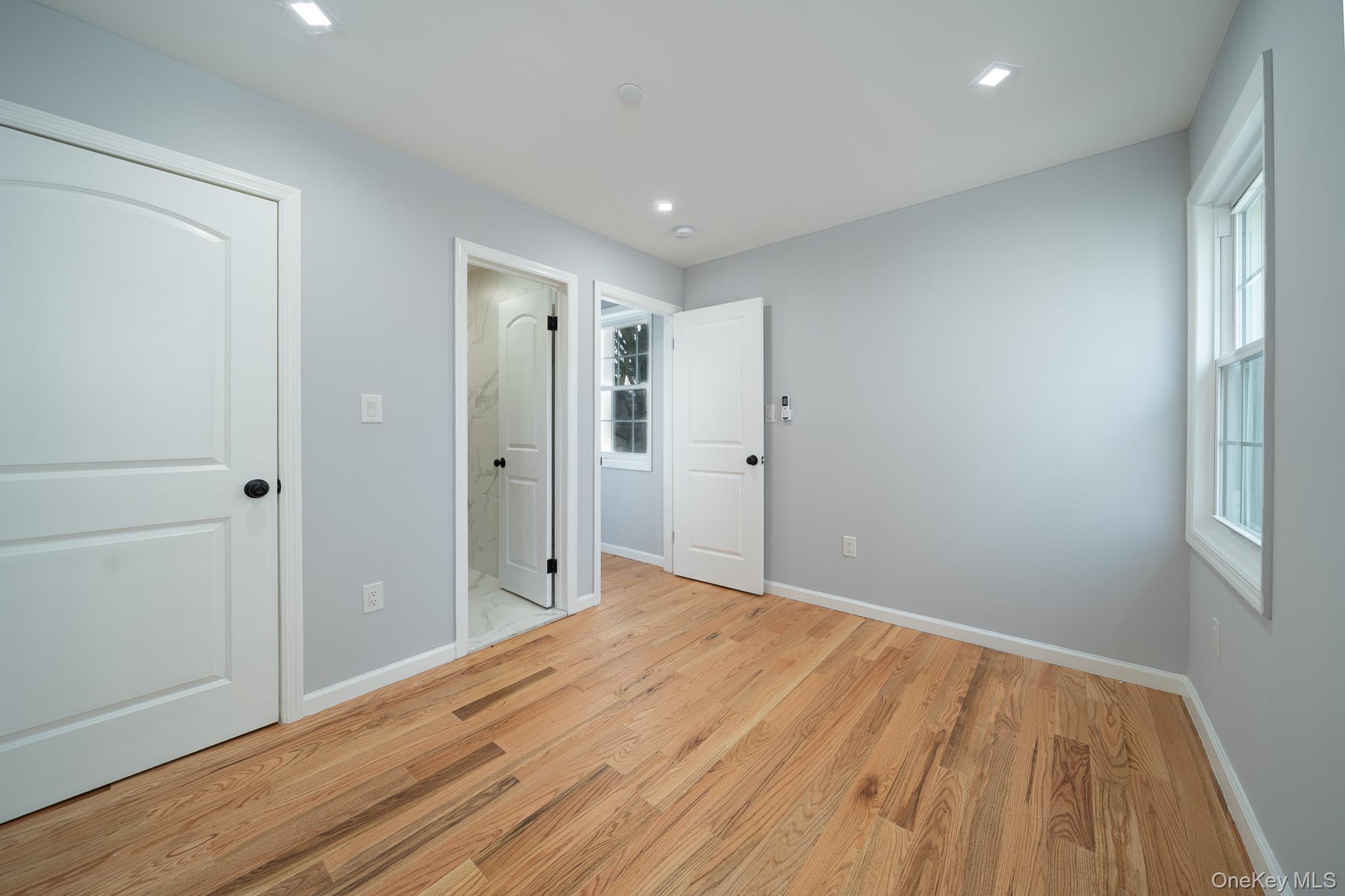 7036 70th Street Property Photo 18