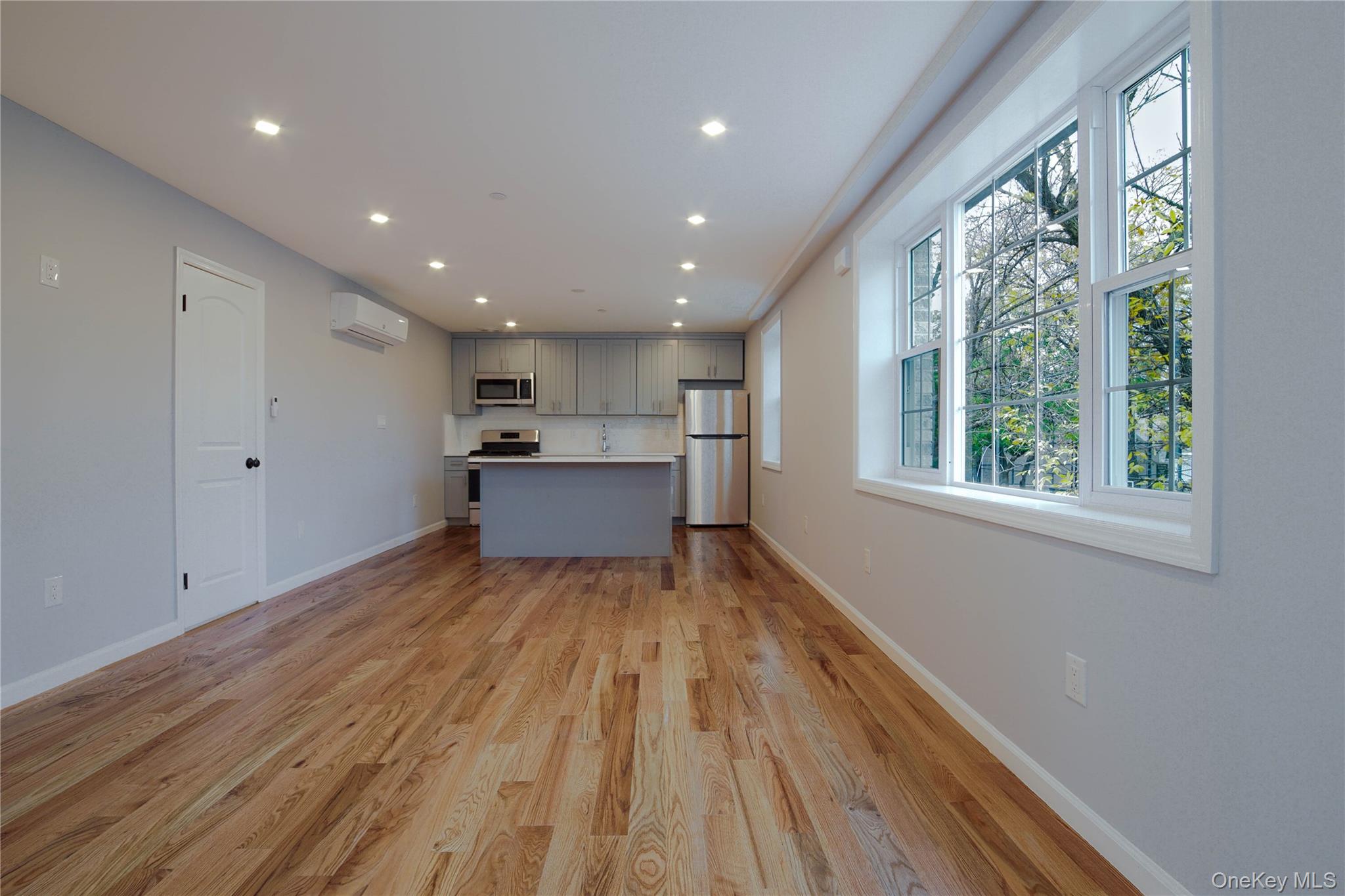 7036 70th Street Property Photo 22