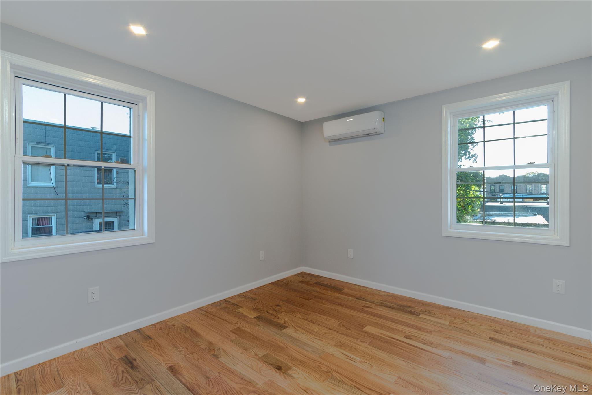 7036 70th Street Property Photo 26