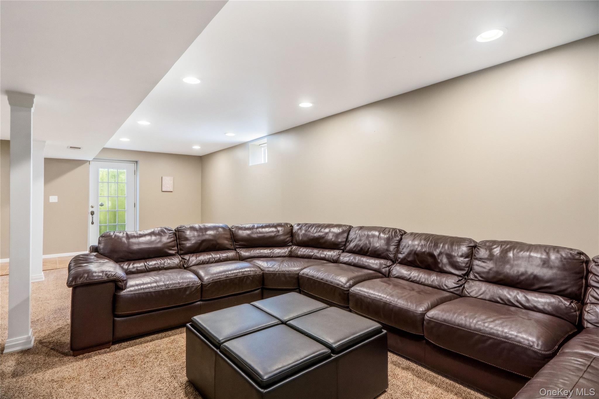 438 Richmond Boulevard Property Photo 22