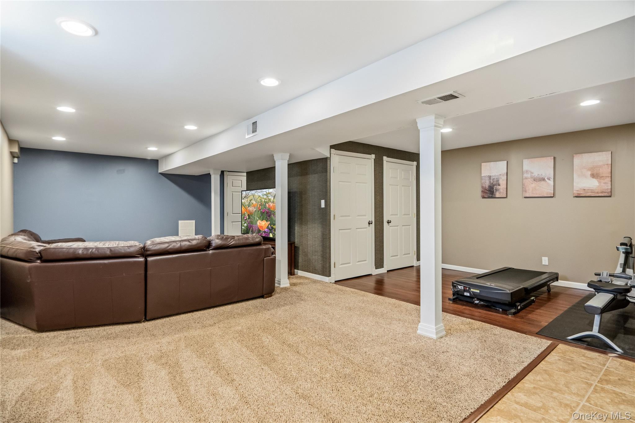 438 Richmond Boulevard Property Photo 23