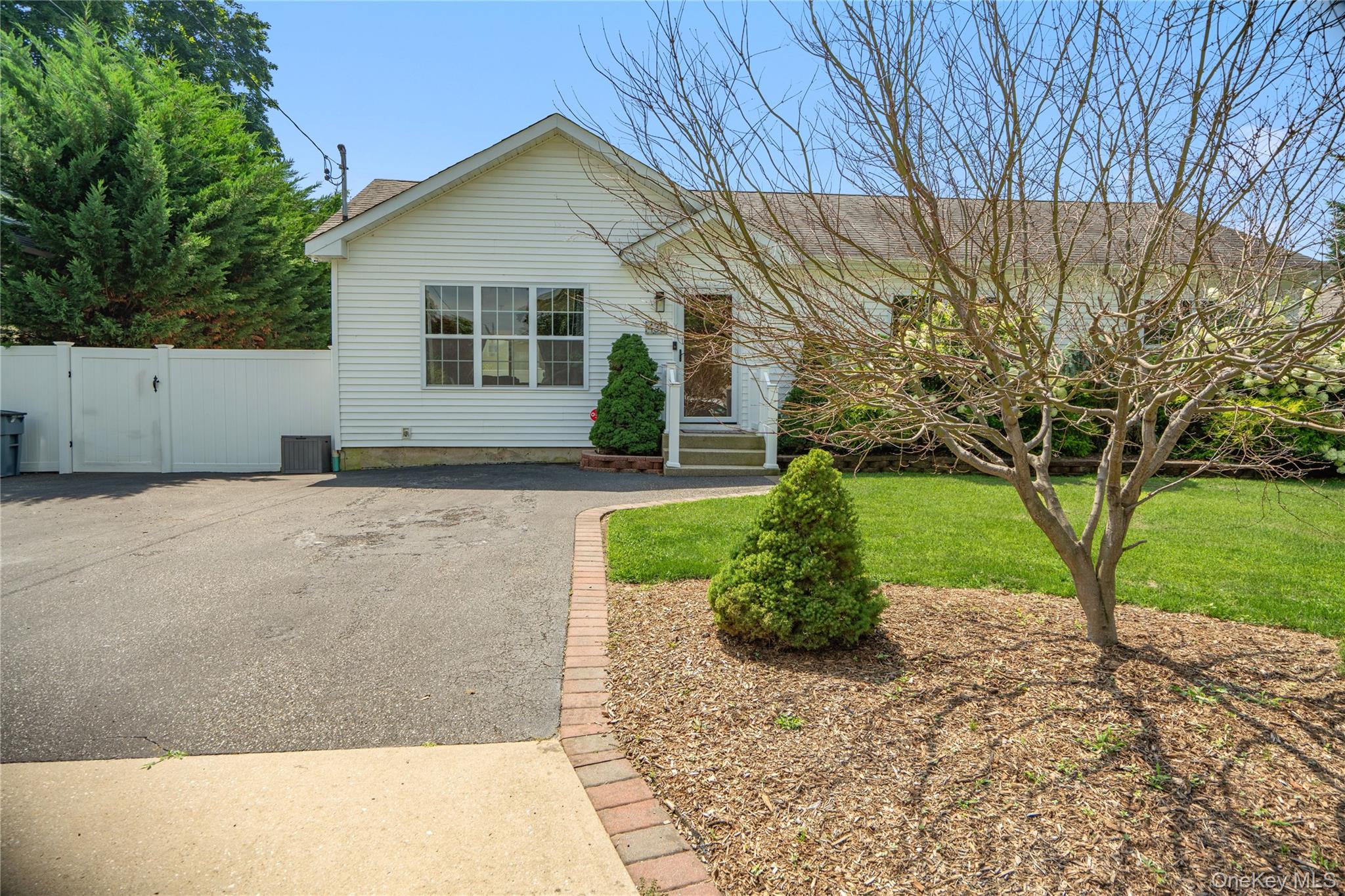 438 Richmond Boulevard Property Photo 32