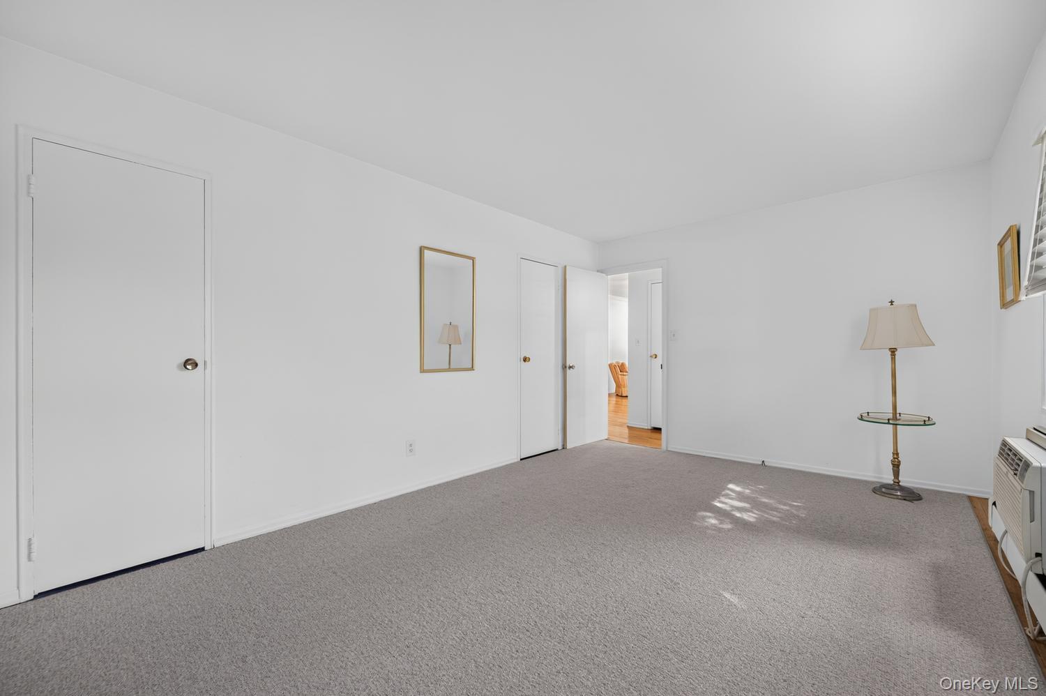 200 Lexington 1f Property Photo 17