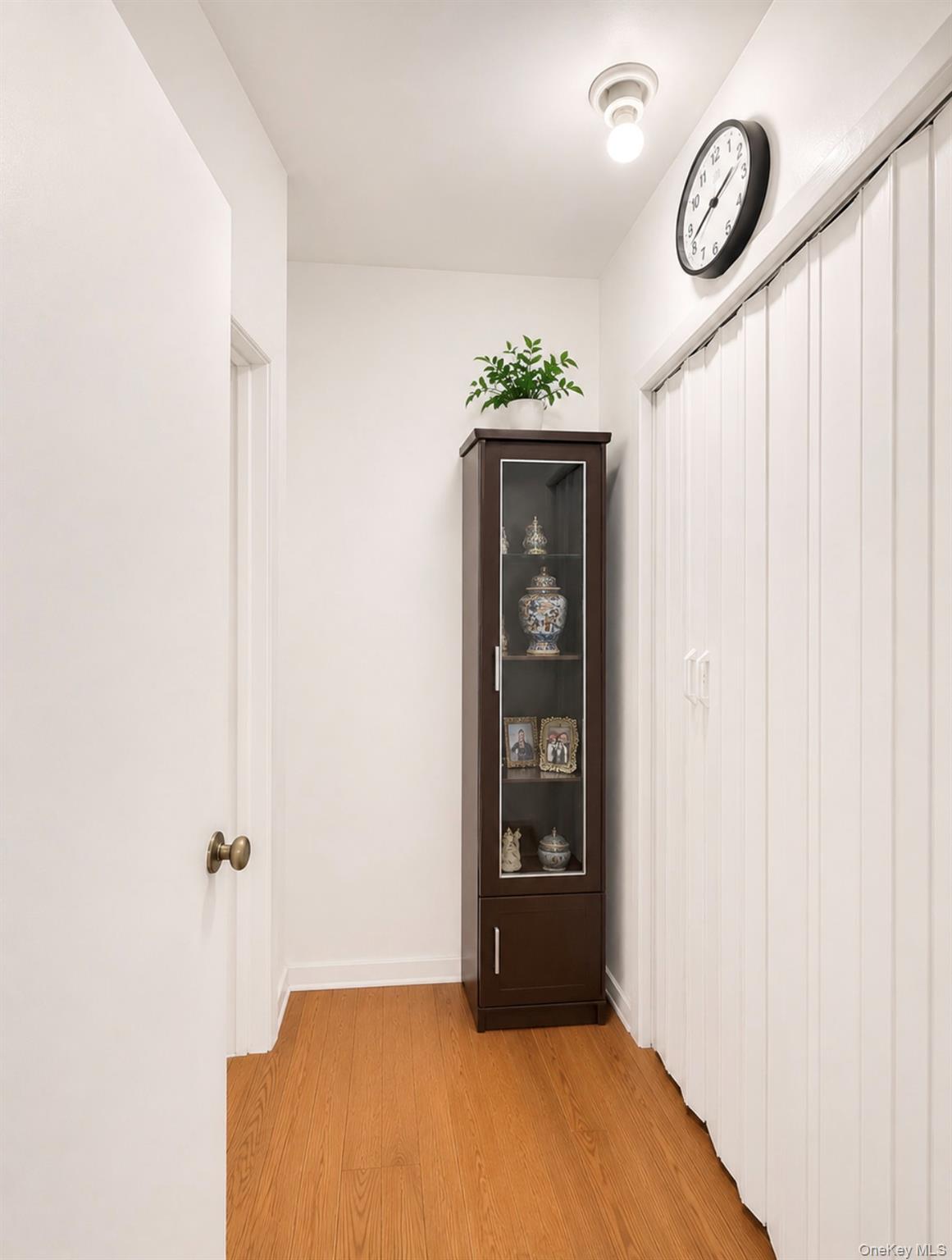 14435 Sanford Avenue 1 Property Photo 3
