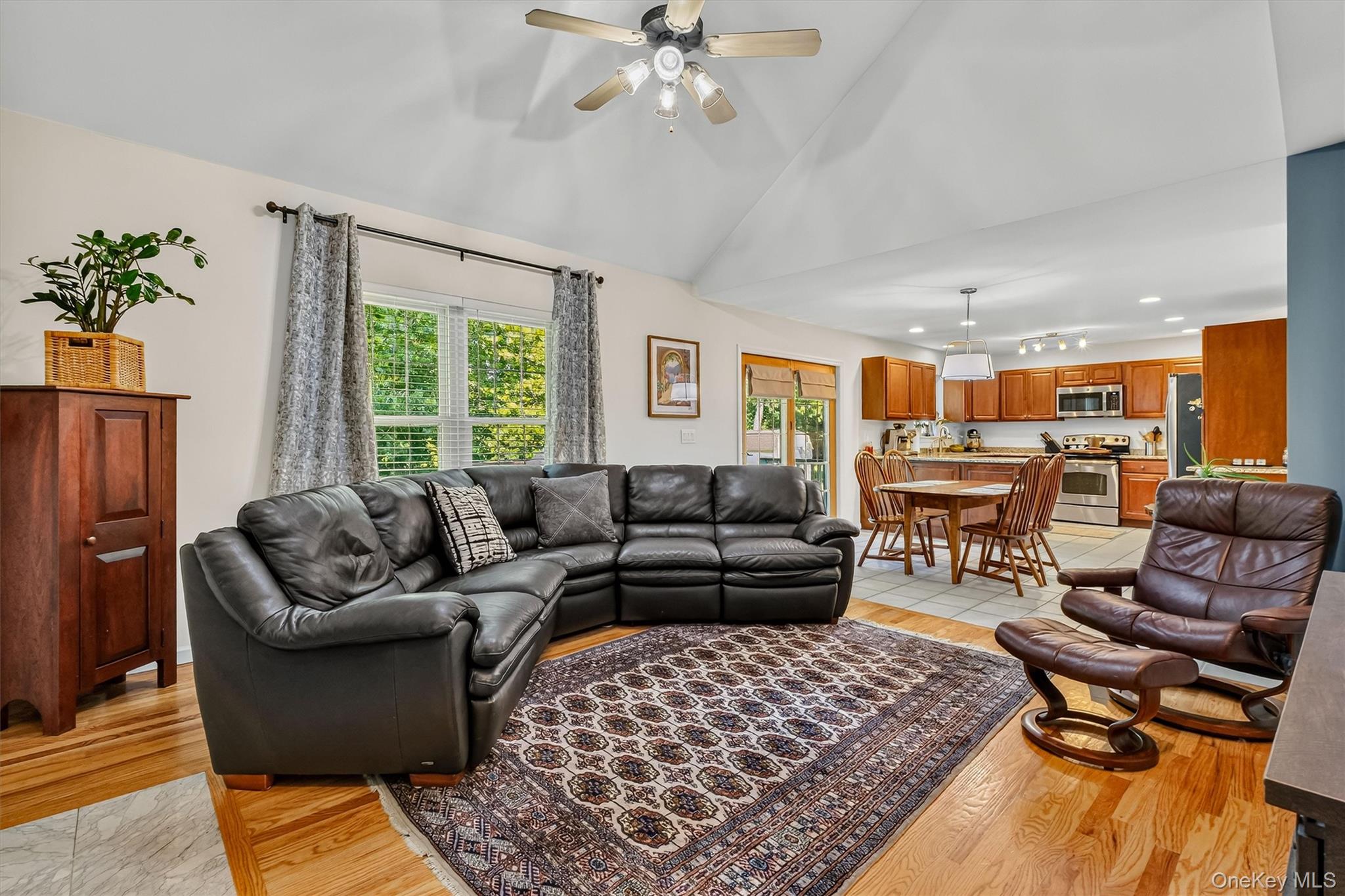 62 Meadowbrook Court Property Photo 16