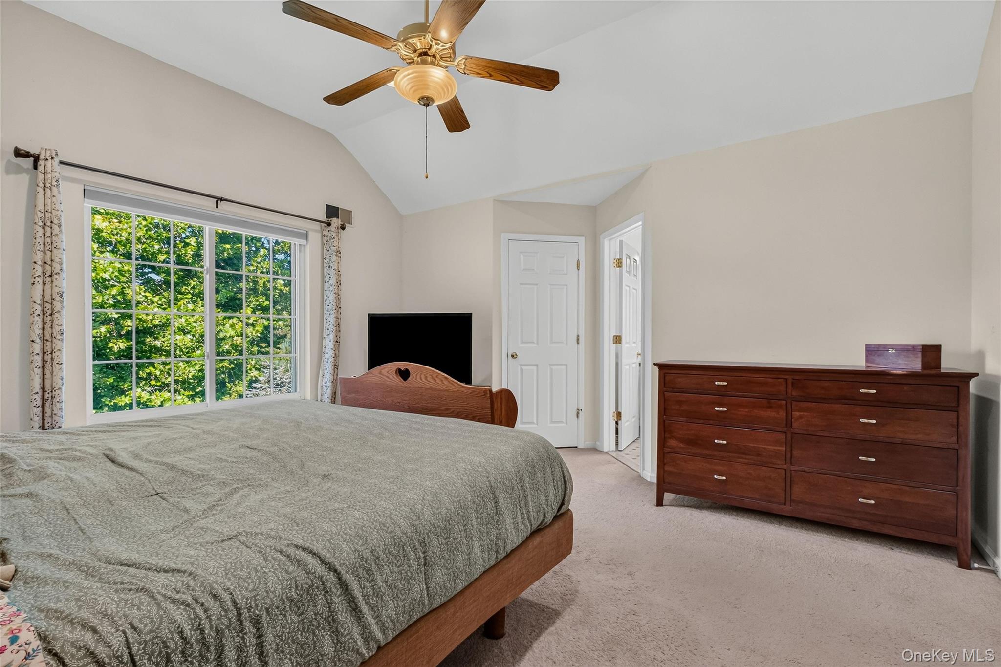 62 Meadowbrook Court Property Photo 26