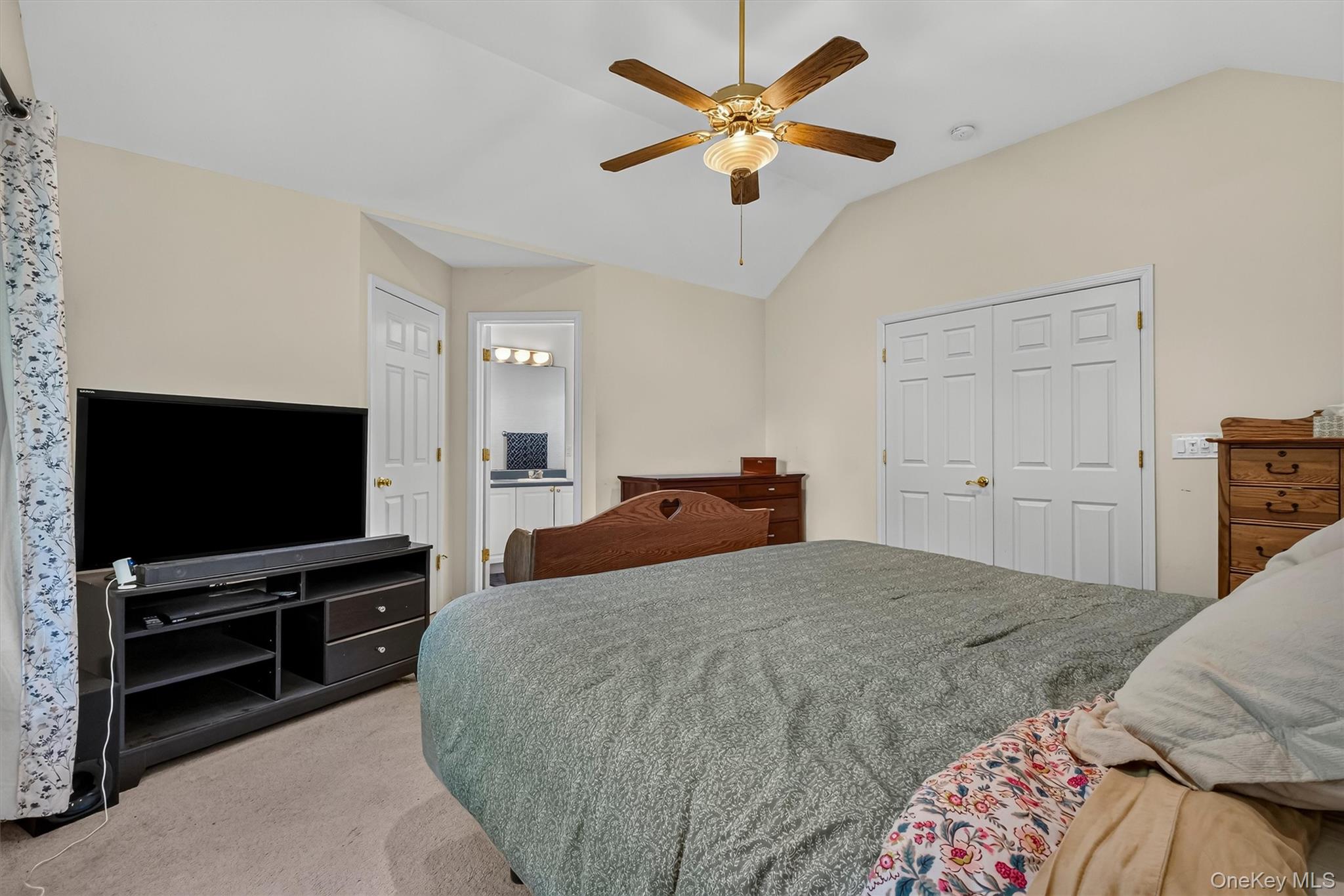 62 Meadowbrook Court Property Photo 27