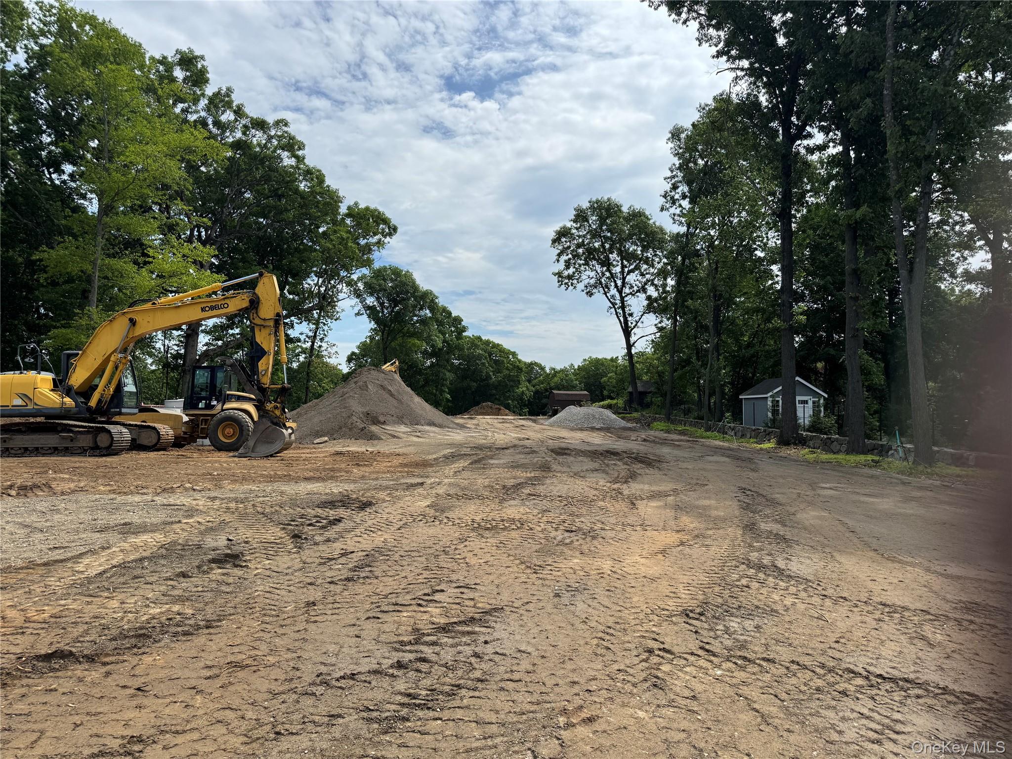 Lot 4 126 Kincart Court Property Photo 9