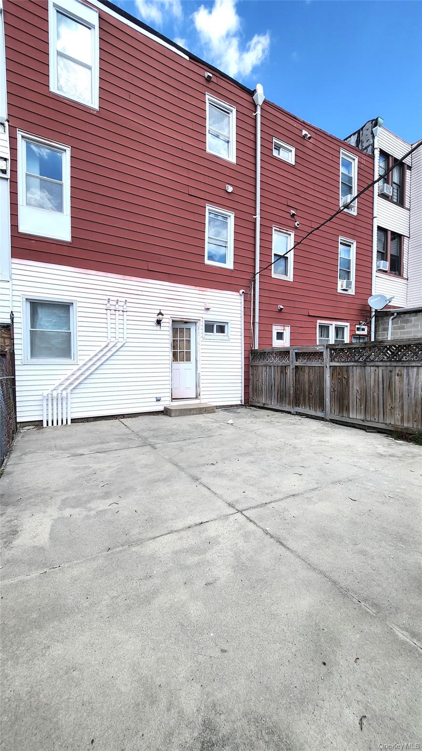 54 Herriot Street Property Photo 15