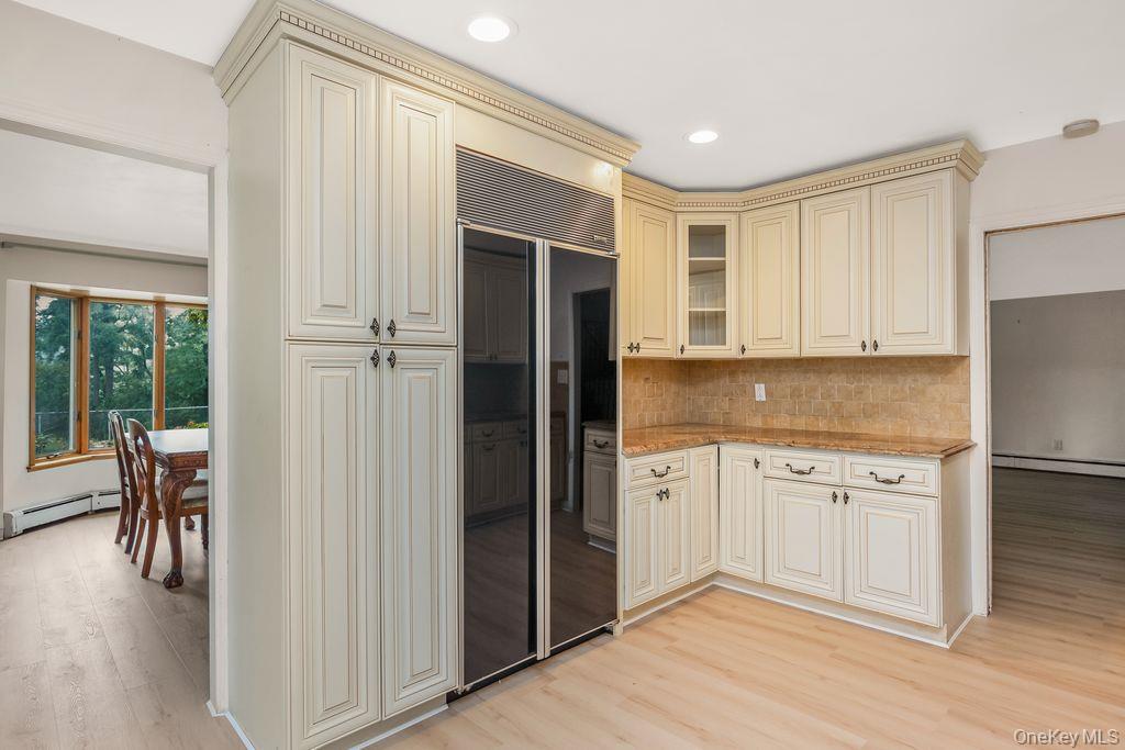 6 Village Drive Property Photo 14
