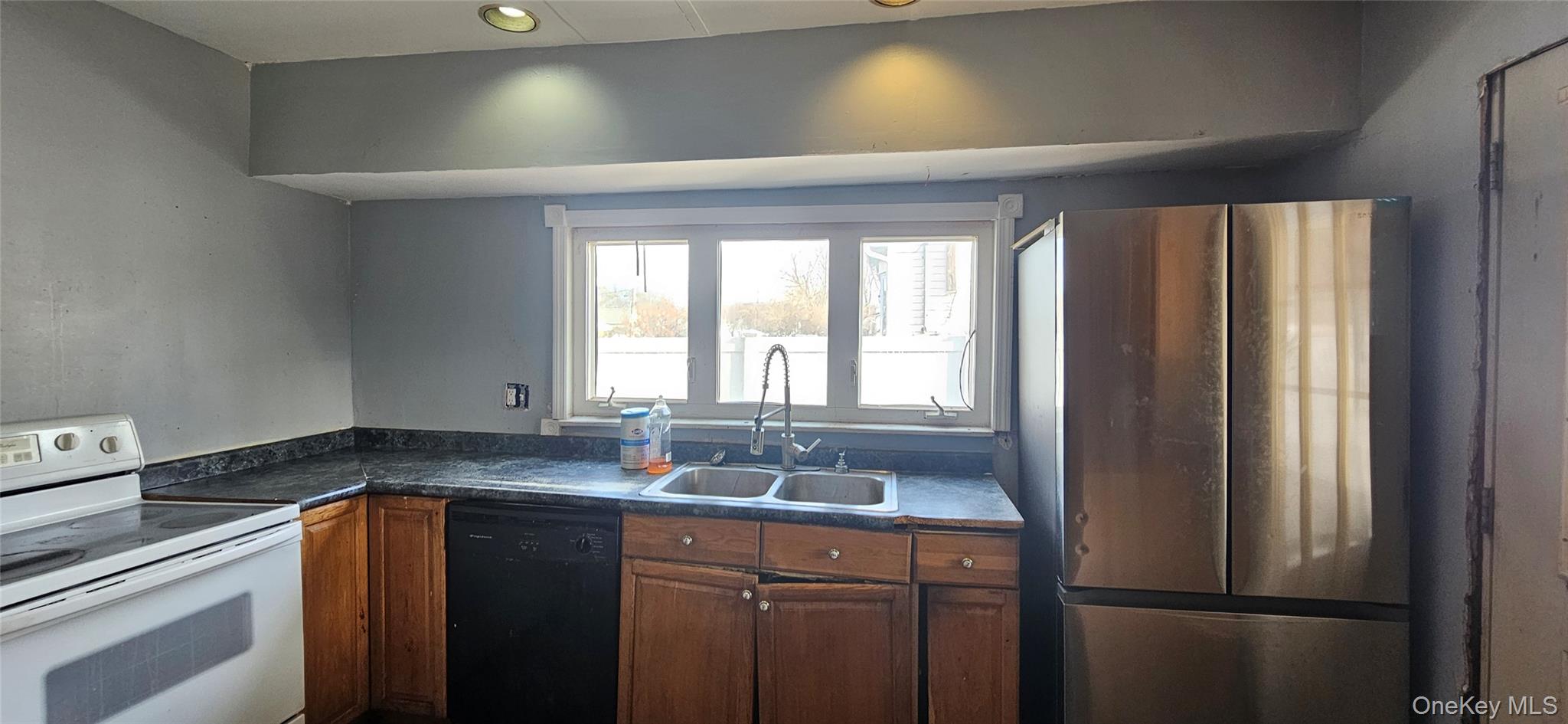 6 Hansen Street Property Photo 10