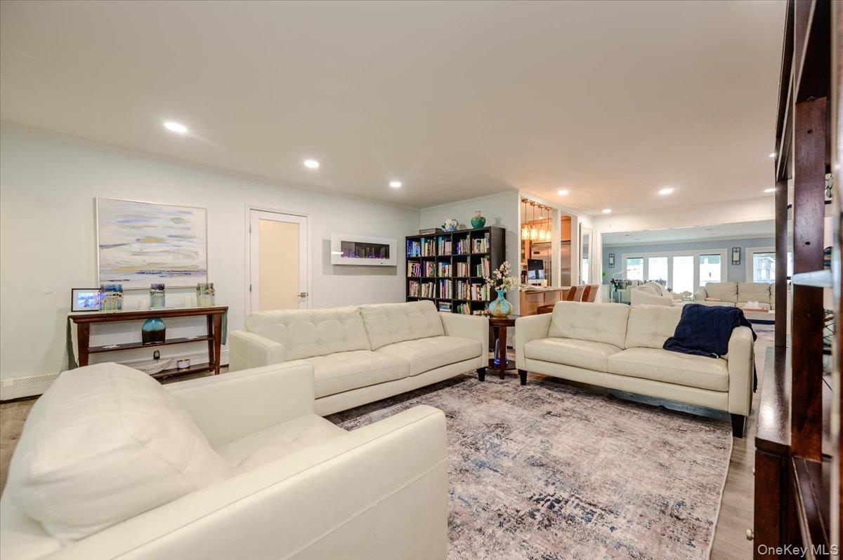 1497 Park Street Property Photo 6