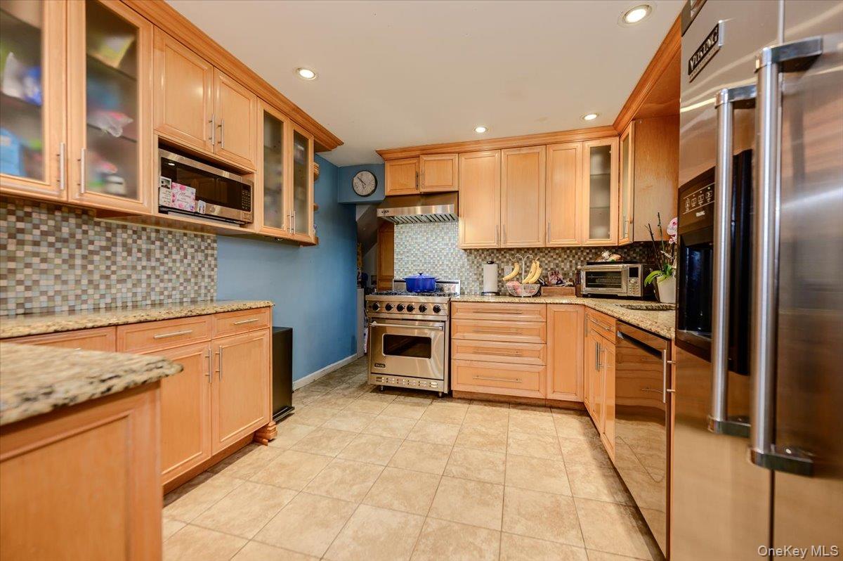 1497 Park Street Property Photo 9