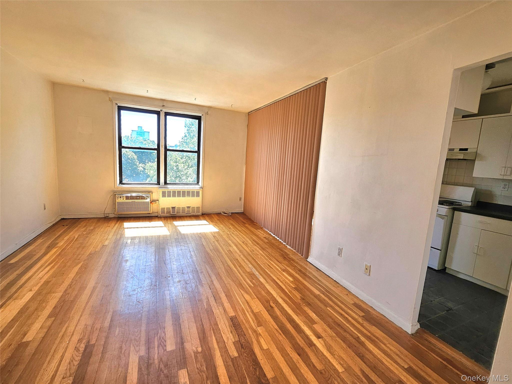87-01 Midland Parkway 7d Property Photo 4