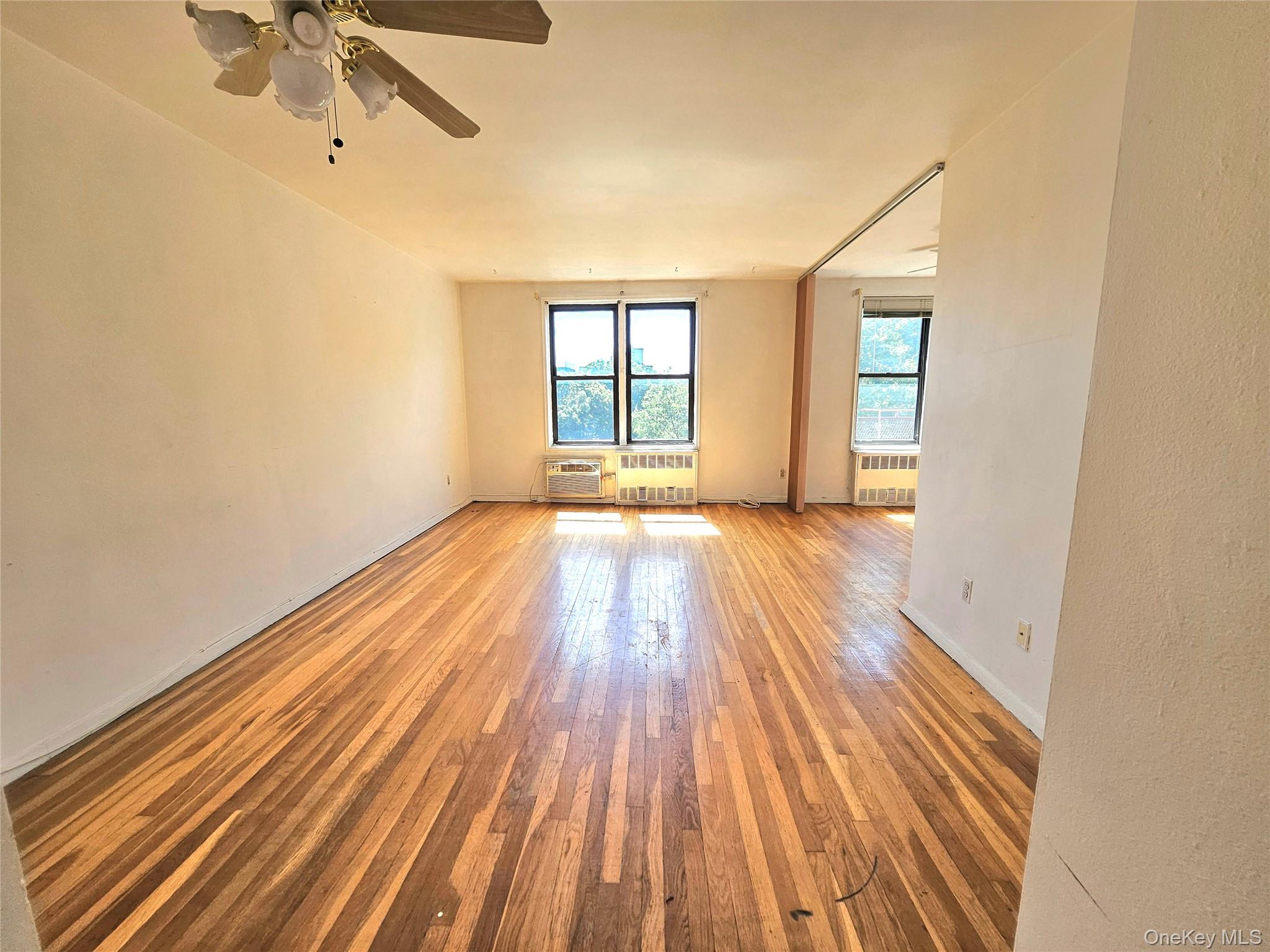 87-01 Midland Parkway 7d Property Photo 6