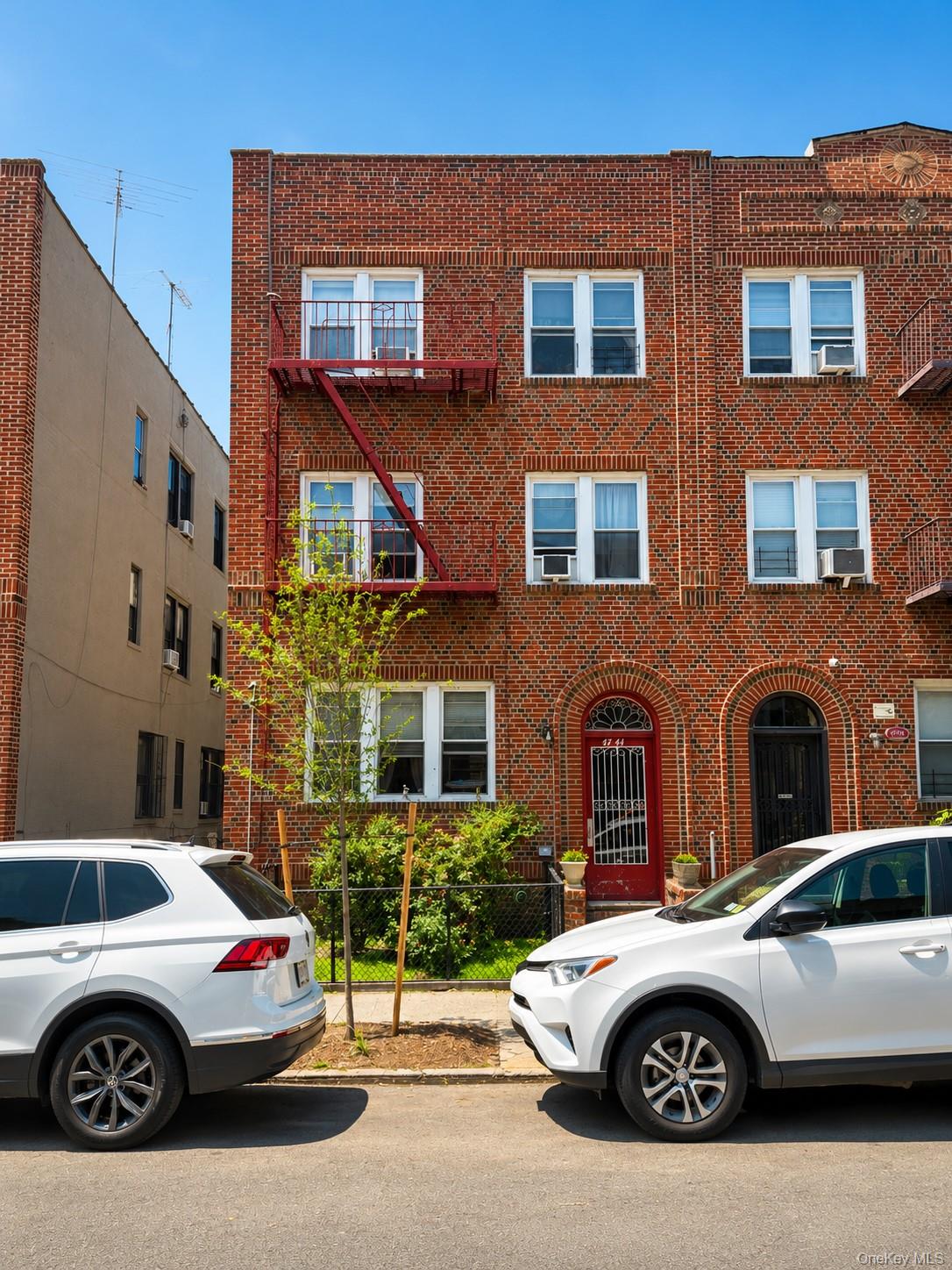 4744 44th Street Property Photo 1