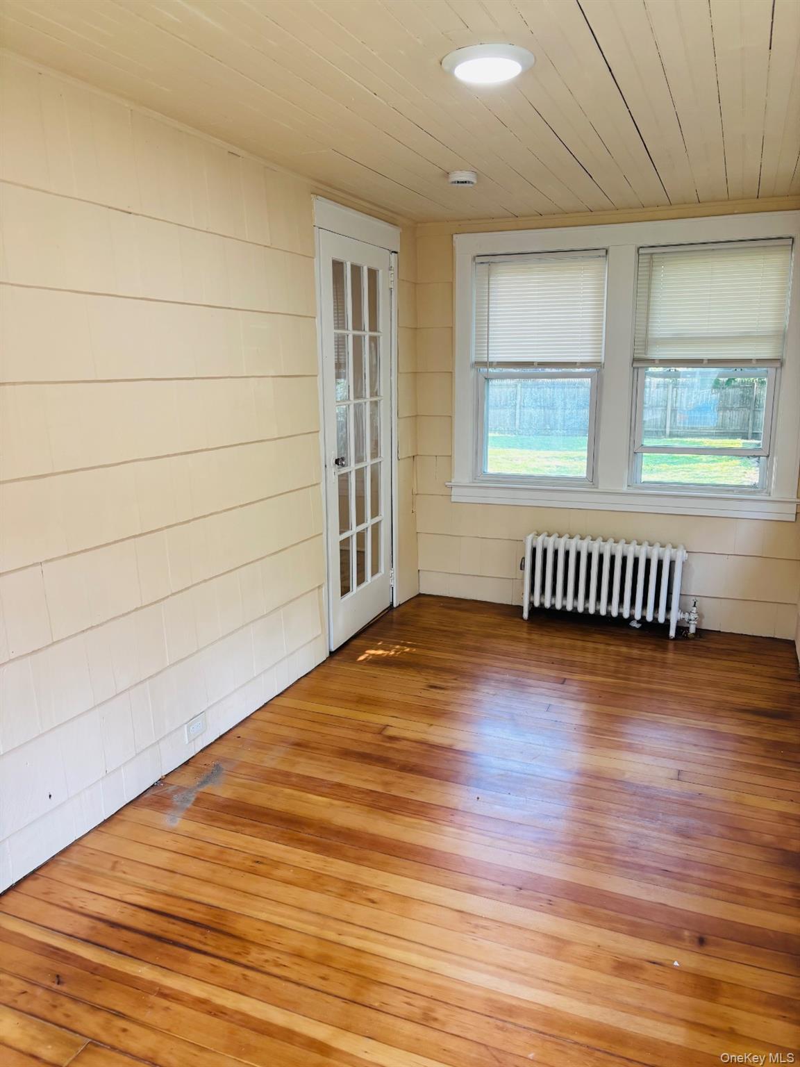 29 Roosevelt Street Property Photo 7