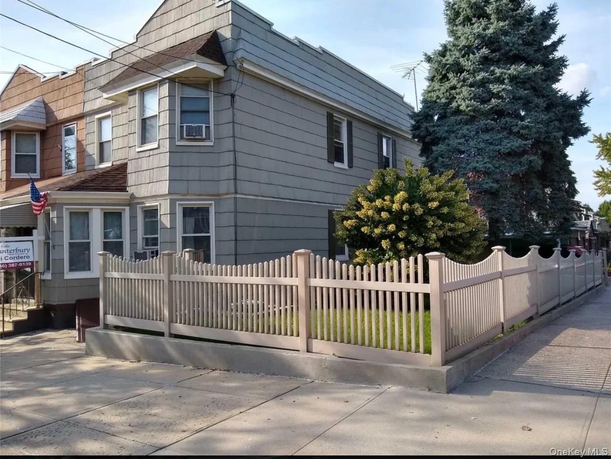 6069 80th Avenue Property Photo 1