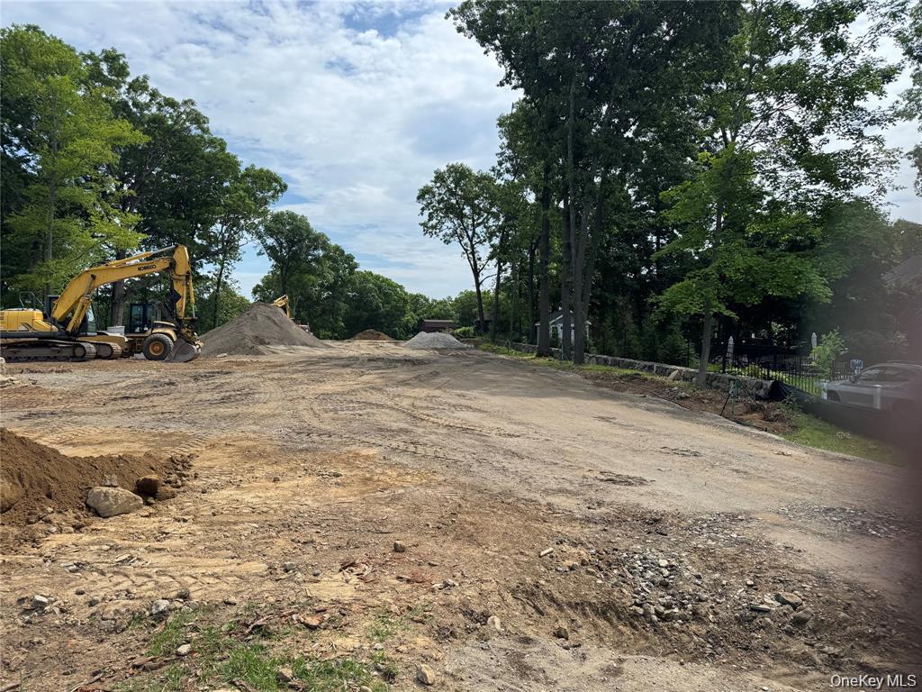 Lot 3 124 Kincart Court Property Photo 2