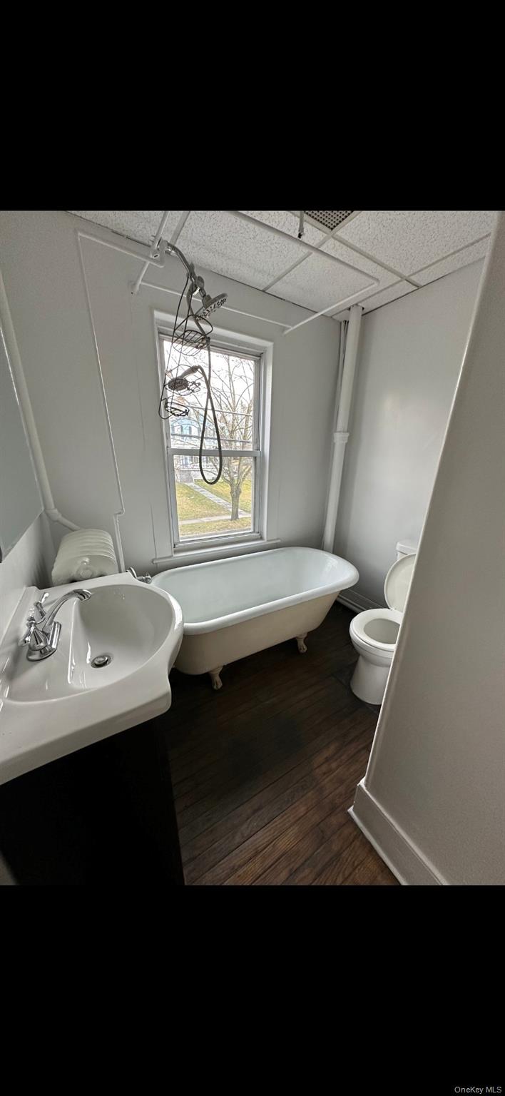1030565 Property Photo 3