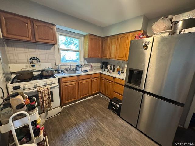 325 West Street Property Photo 6