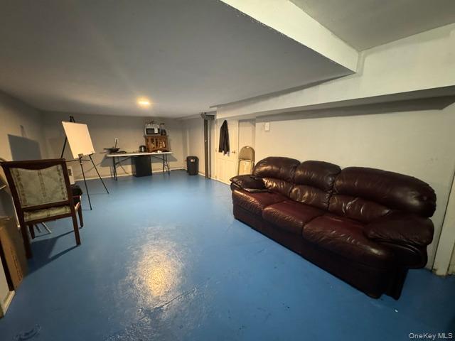 325 West Street Property Photo 19