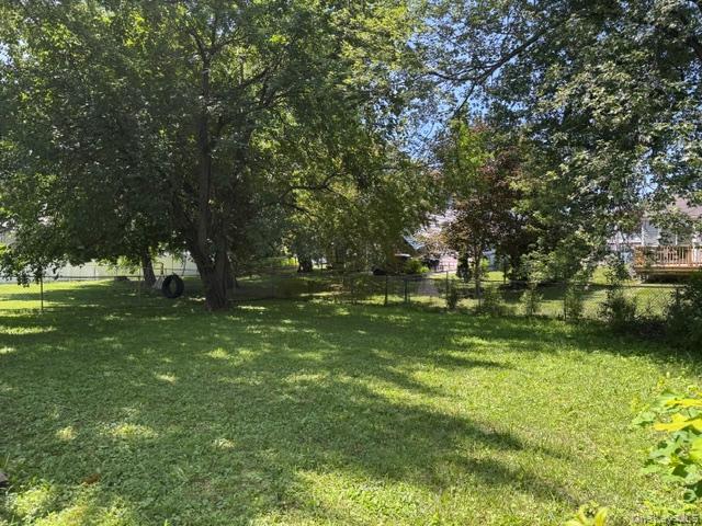 325 West Street Property Photo 23