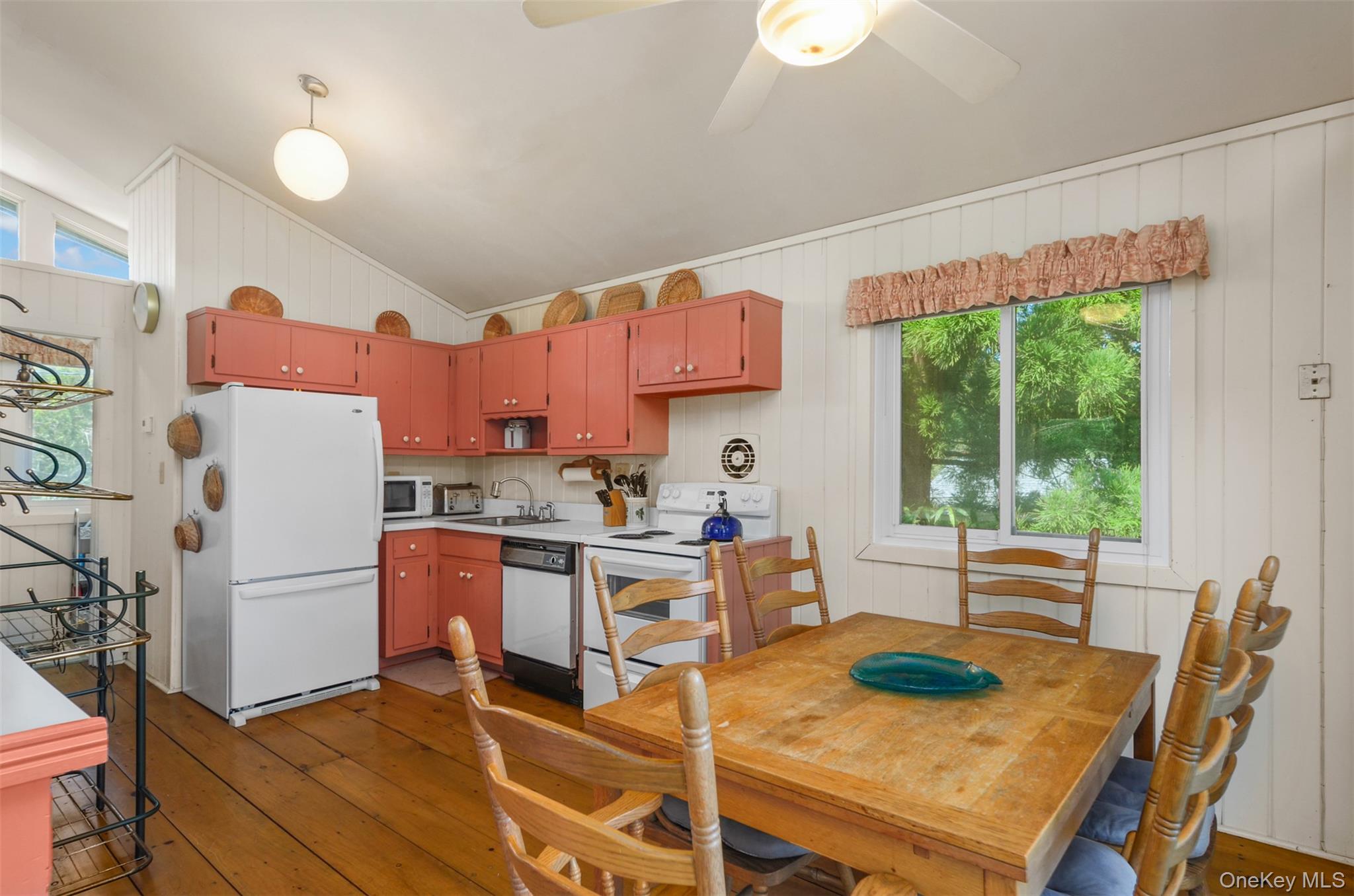 11 Devon Road Property Photo 9