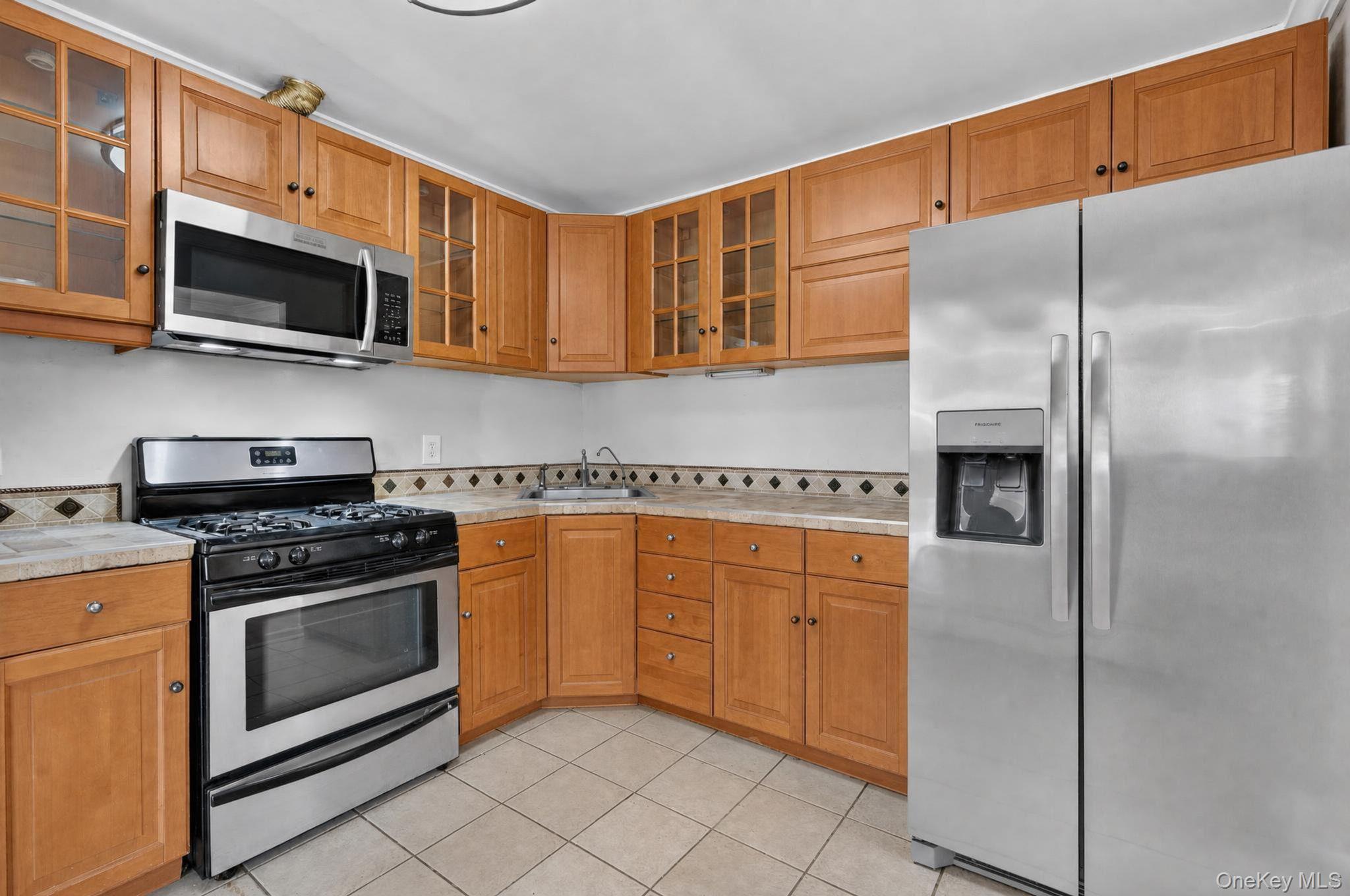 138 Spring Street Property Photo 9