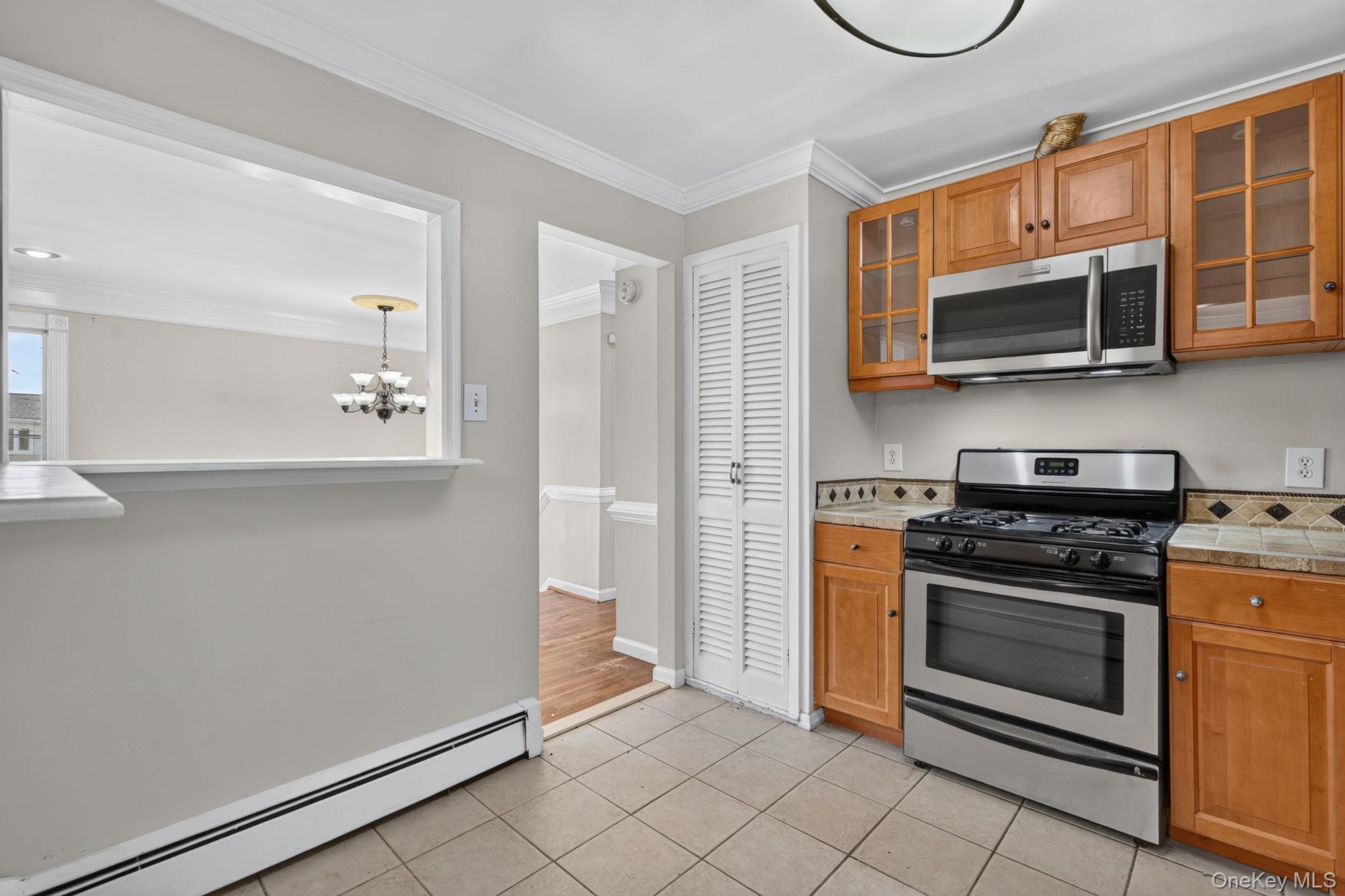 138 Spring Street Property Photo 14